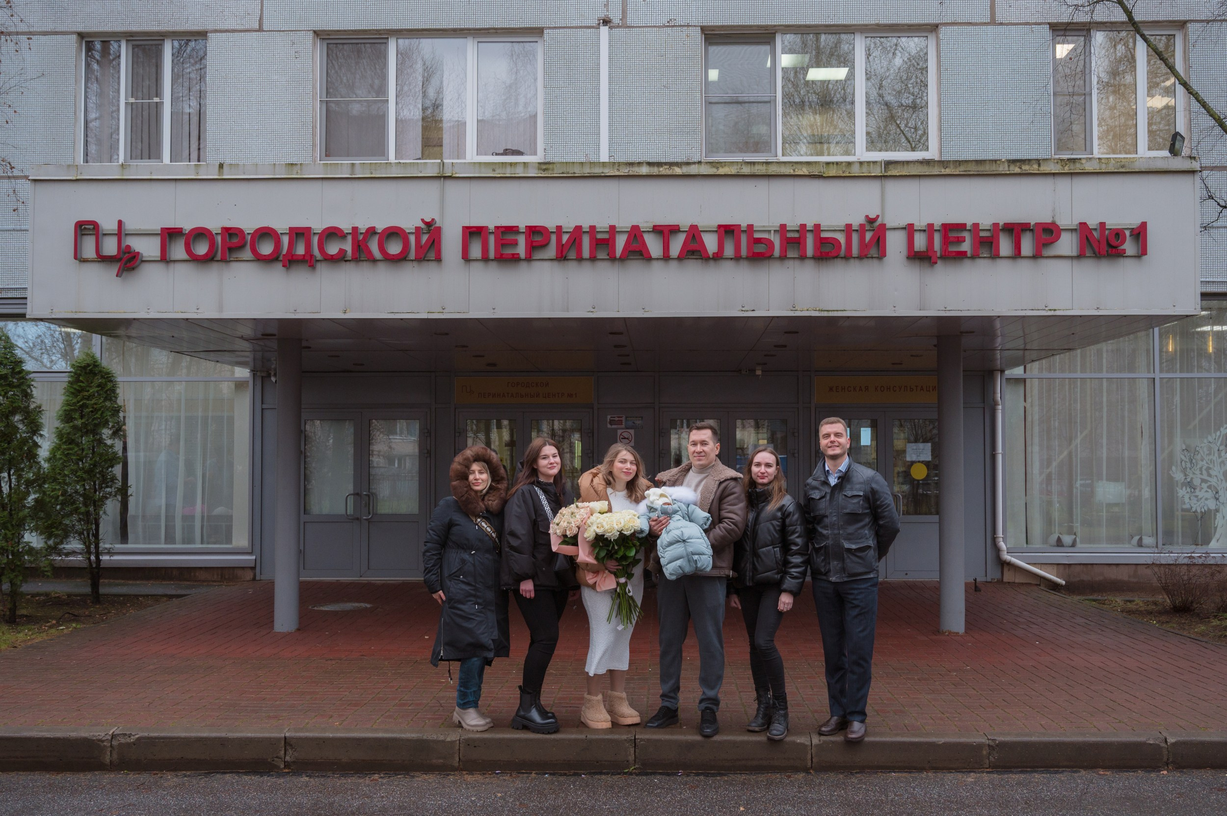 Выписка из роддома. Ваш свадебный и репортажный фотограф в Санкт-Петербурге Вячеслав Ивахненко