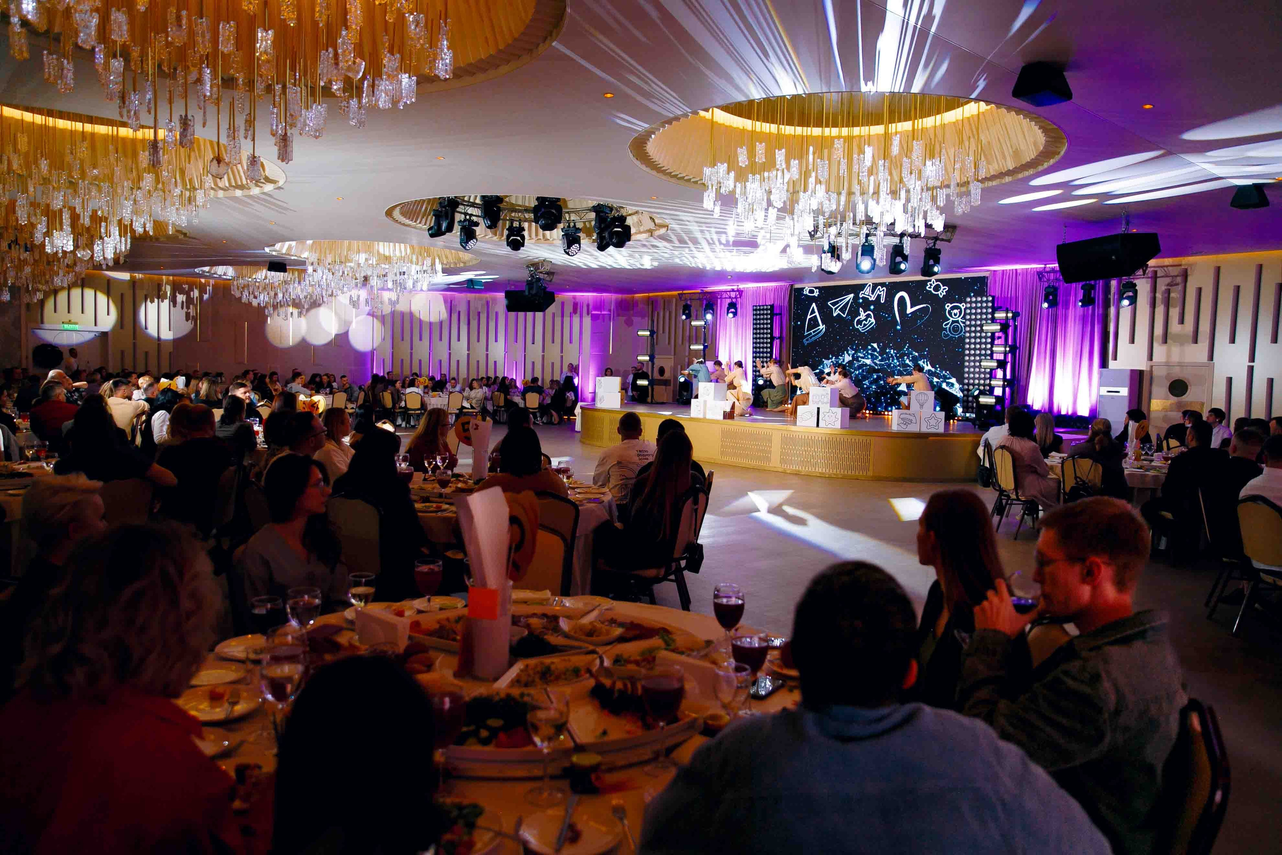 15 лет Дворцу Молодежи. Ваш репортажный фотограф Артемий Антонов