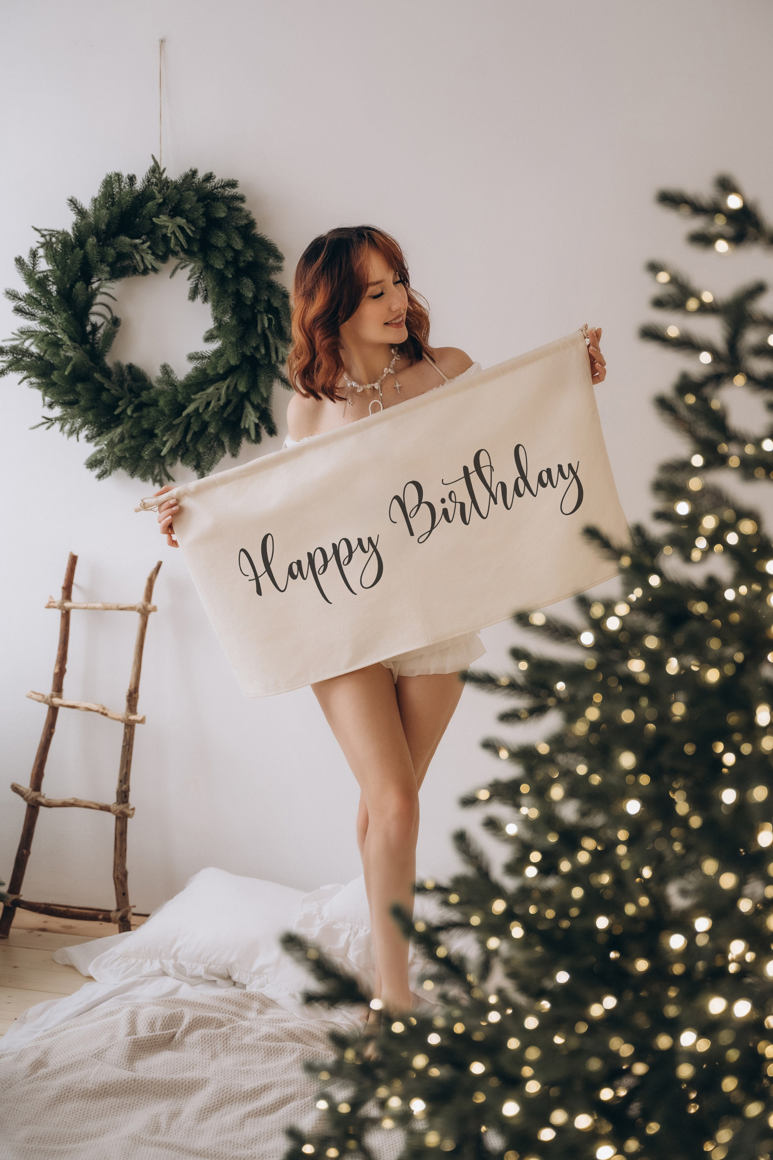 Диана, Фотосессия ко&nbsp;Дню Рождения в&nbsp;новогодней студии