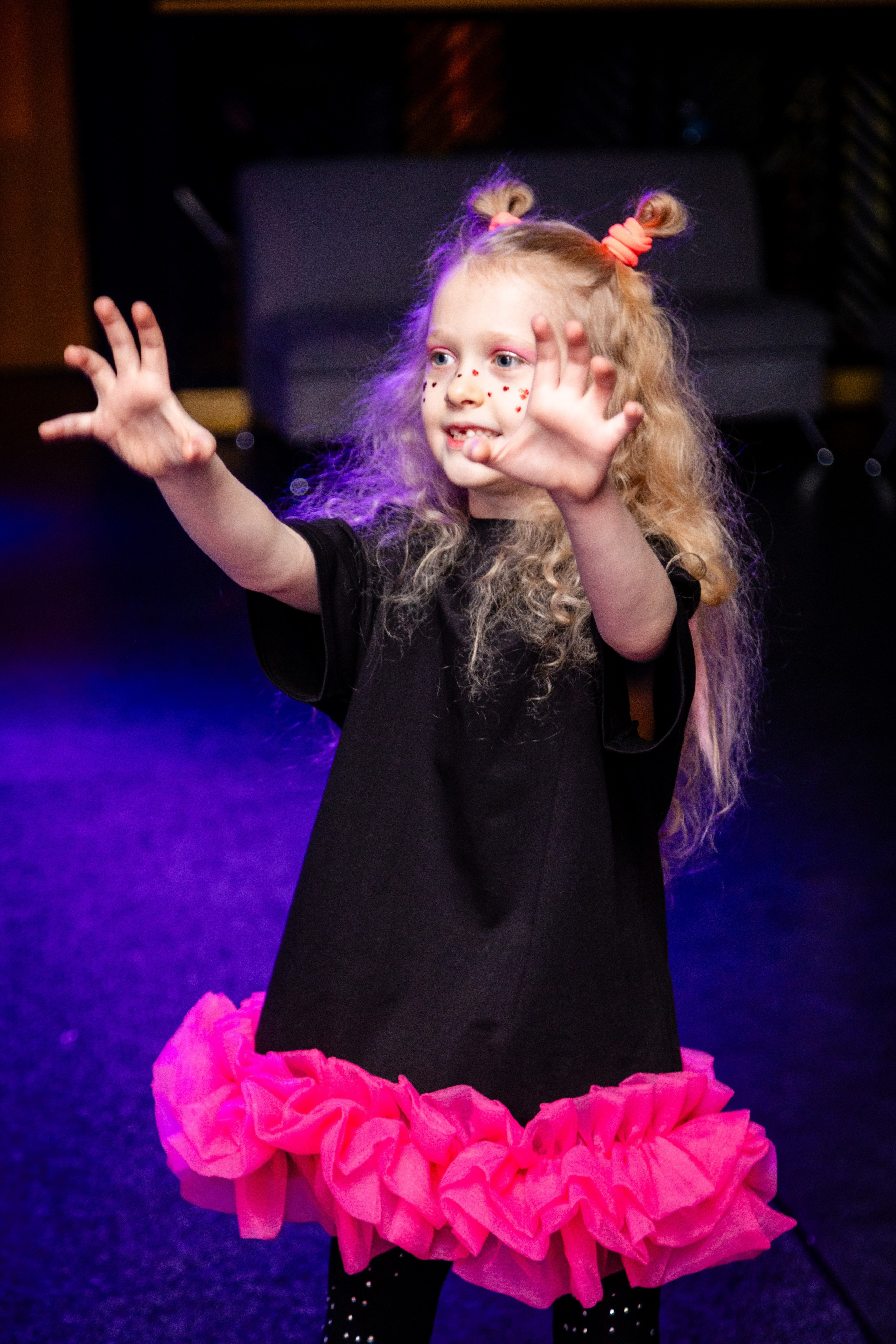 Алисе 7 лет. Детский фотограф видеограф в Хабаровске Михаил Орлов