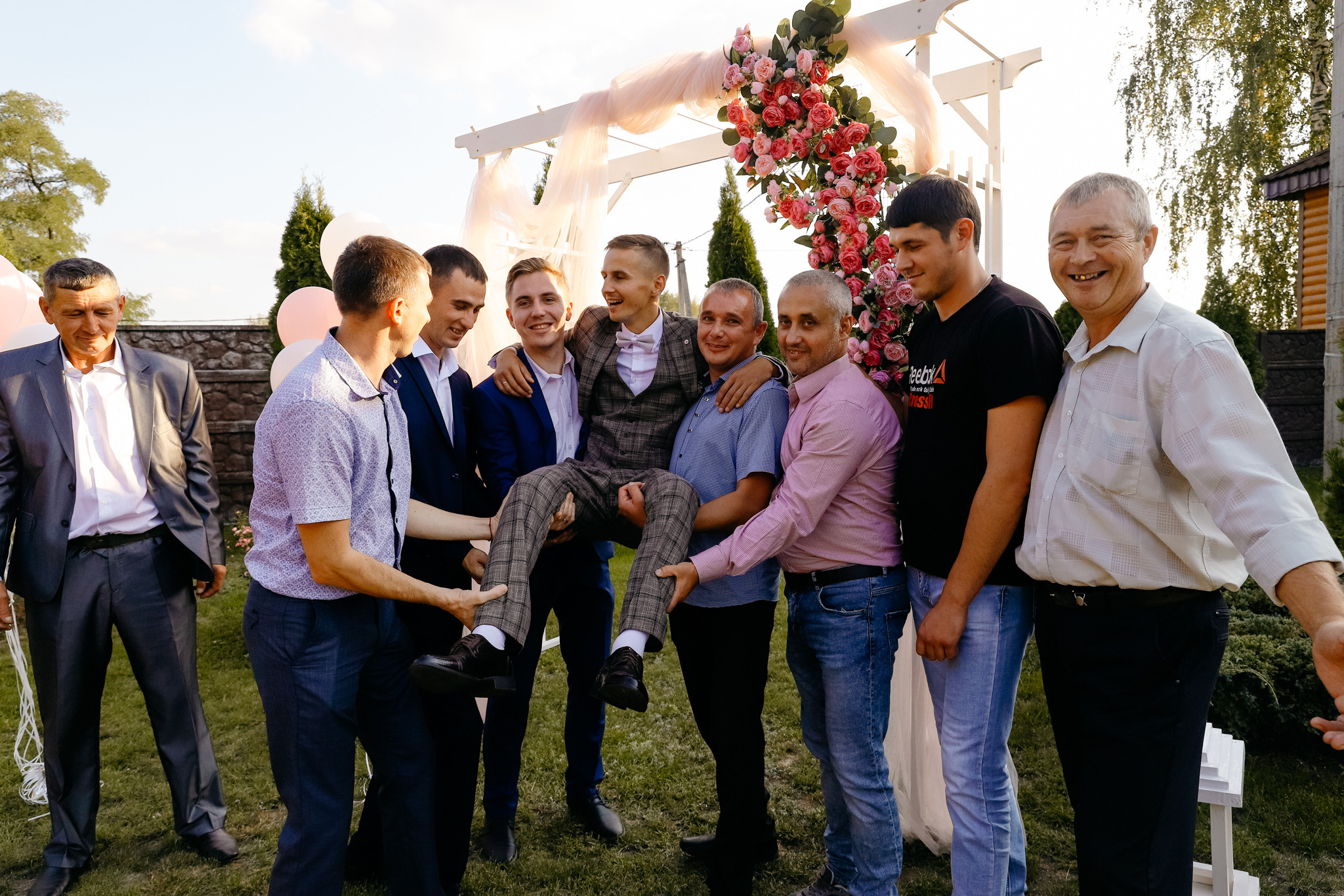 Осенняя свадебная фотосессия в санатории Красиво. Фотограф Белгород