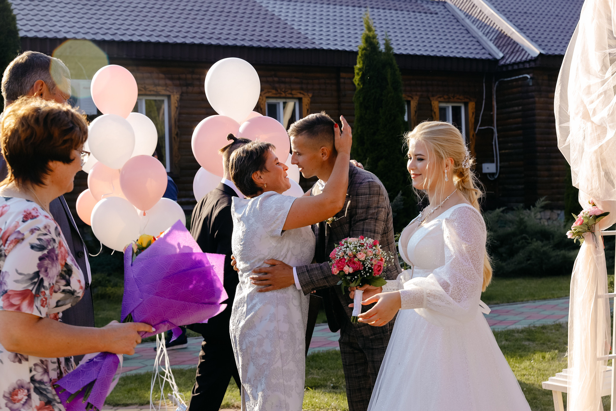 Осенняя свадебная фотосессия в санатории Красиво. Фотограф Белгород