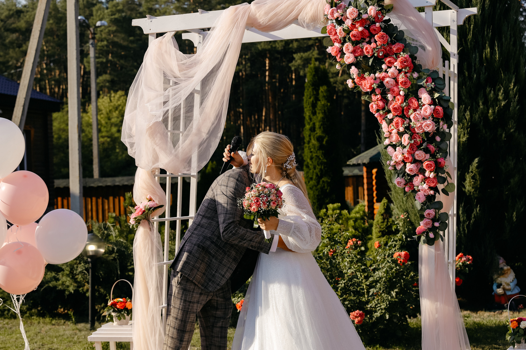 Осенняя свадебная фотосессия в санатории Красиво. Фотограф Белгород