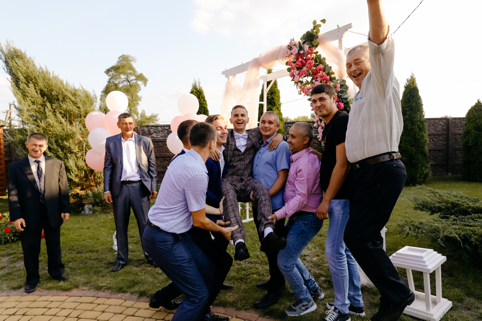 Осенняя свадебная фотосессия в санатории Красиво. Фотограф Белгород