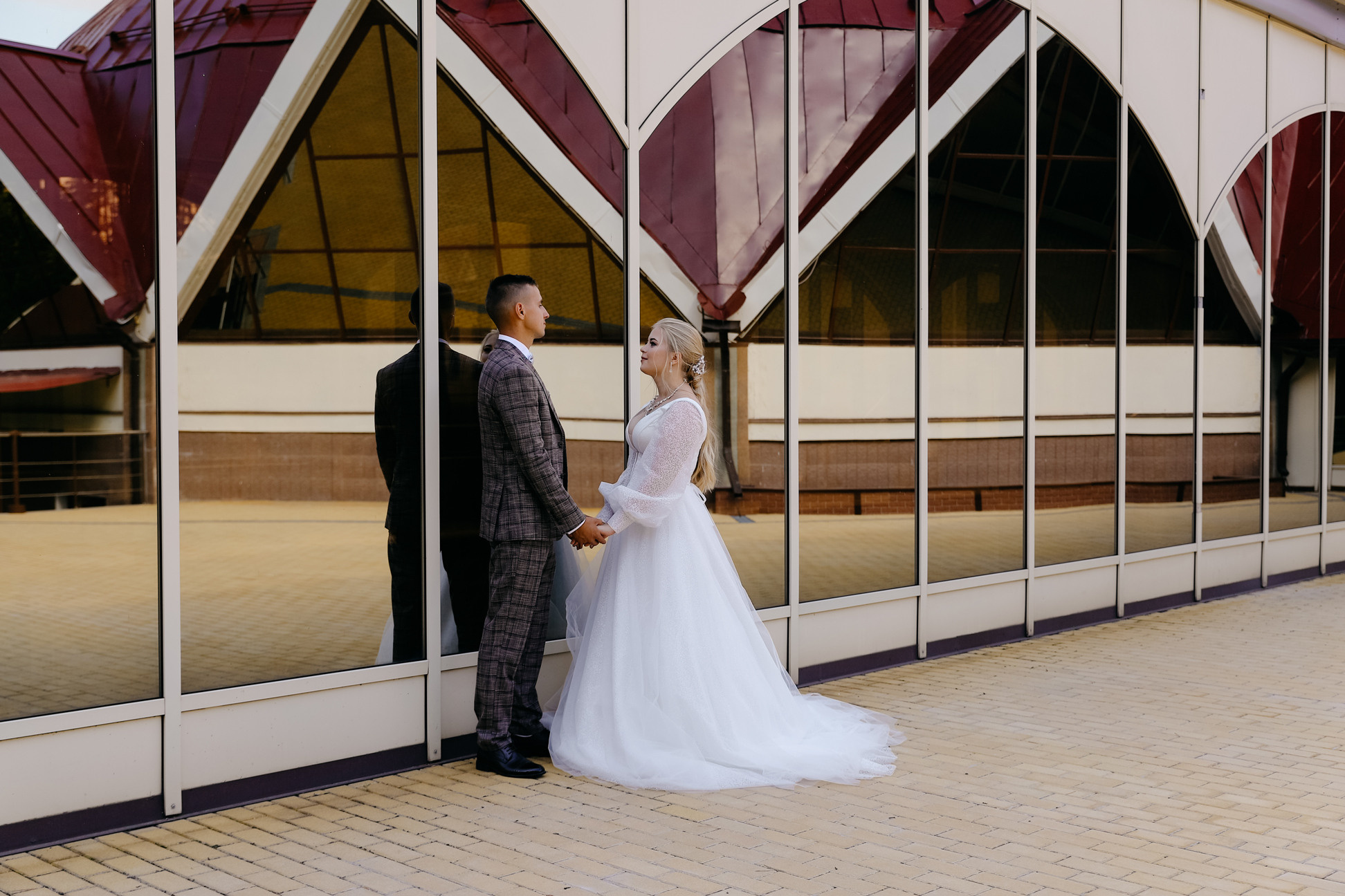 Осенняя свадебная фотосессия в санатории Красиво. Фотограф Белгород