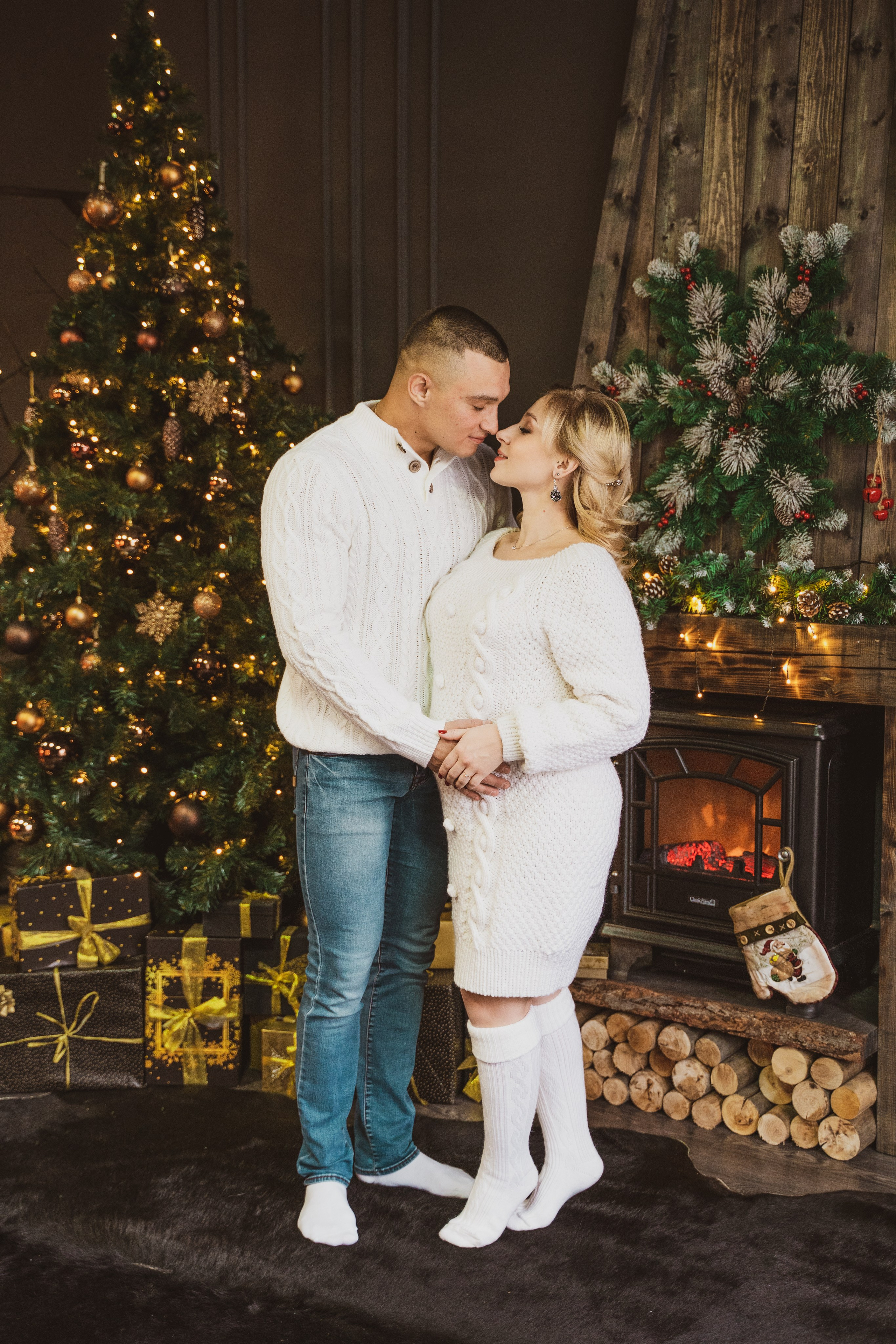 Новогодняя фотосессия беременности в студии. Анна и Кирилл. Свадебный и репортажный фотограф в Уфе| Осетрова Ольга