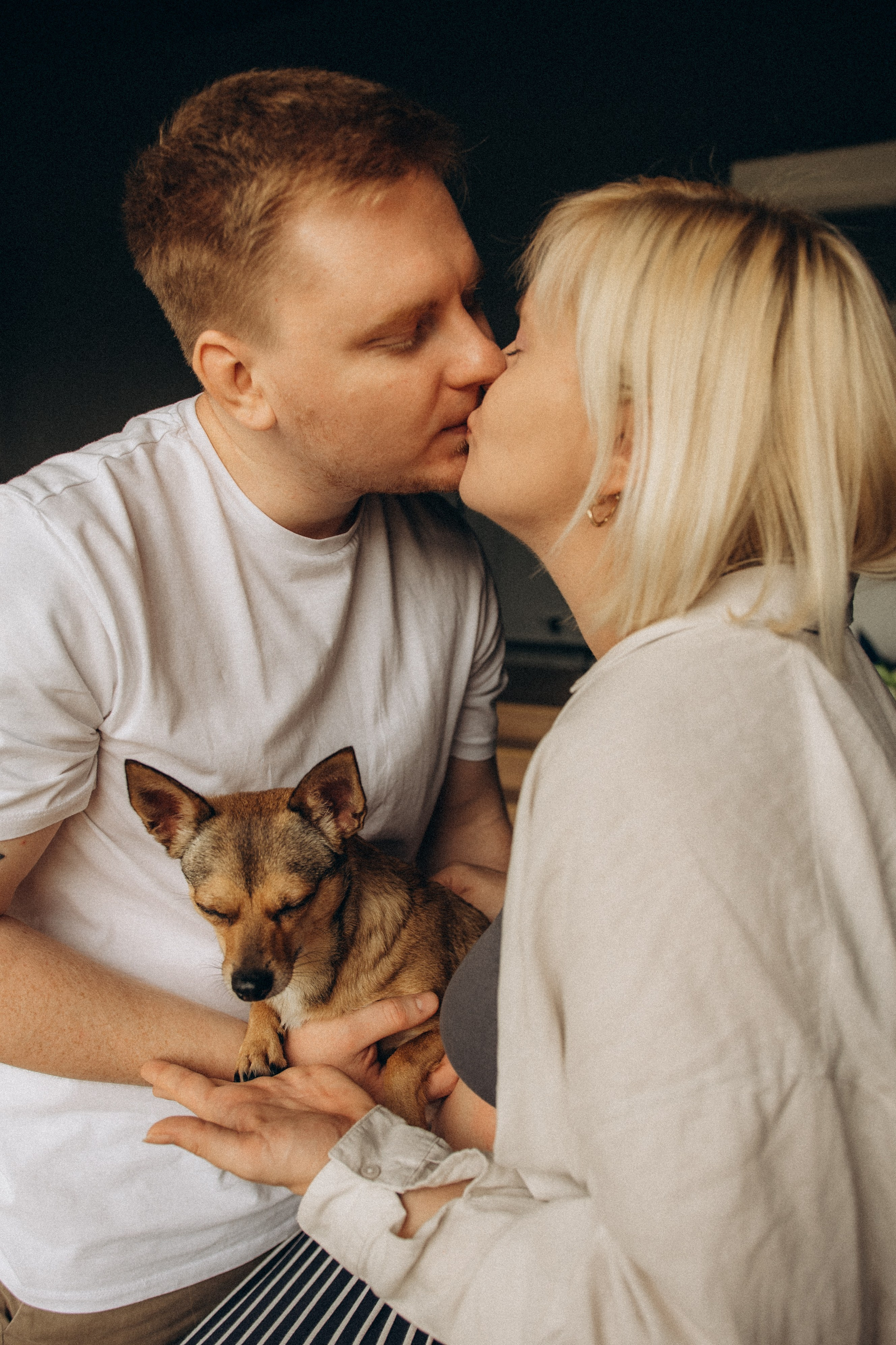 Алена, Антон и Гая. Гаврилова Настя семейный фотограф lifestyle в Москве