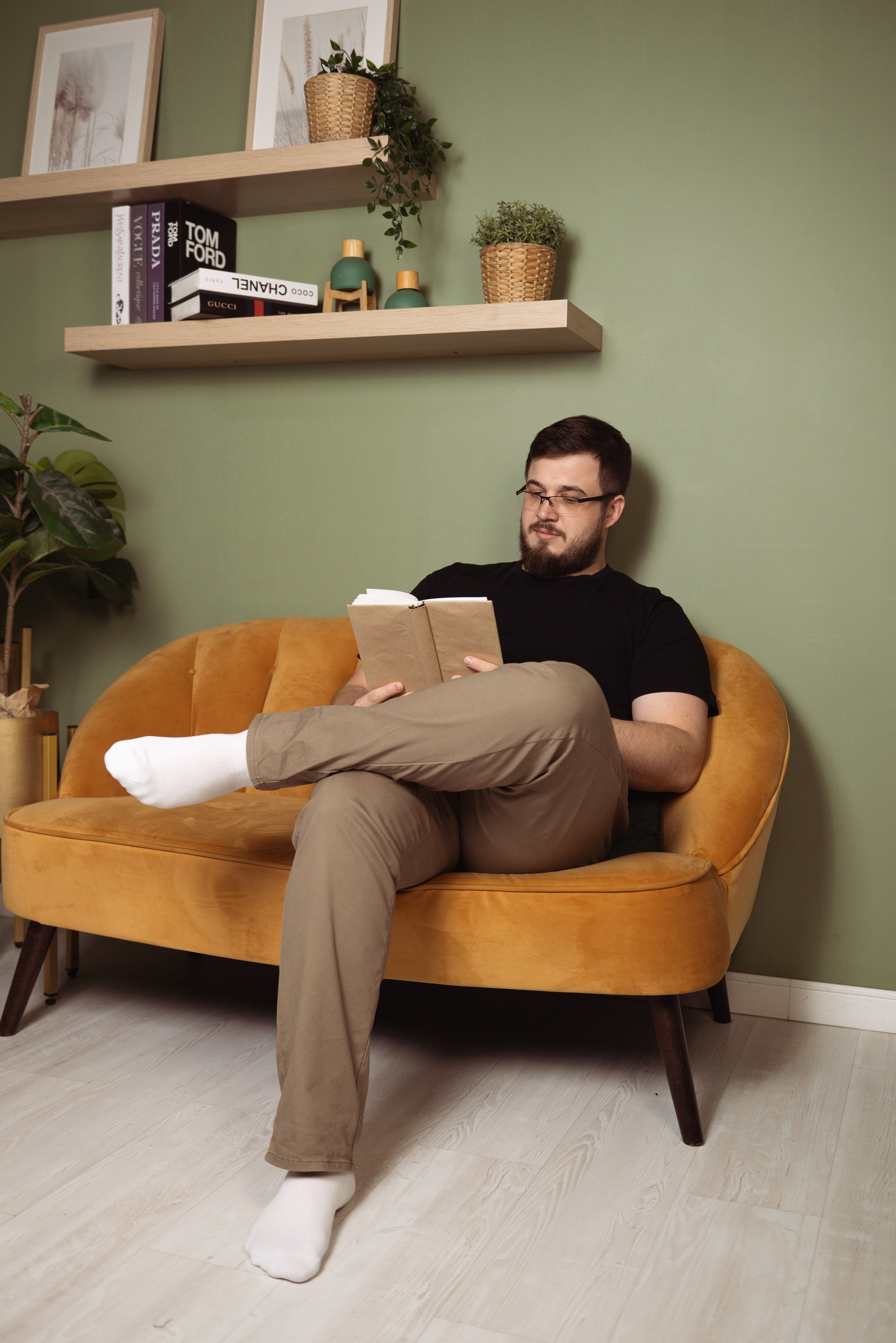 Илья и Света. Фотограф Москва Настя Профотовна. Репортажные, свадебные и контент фотосессии