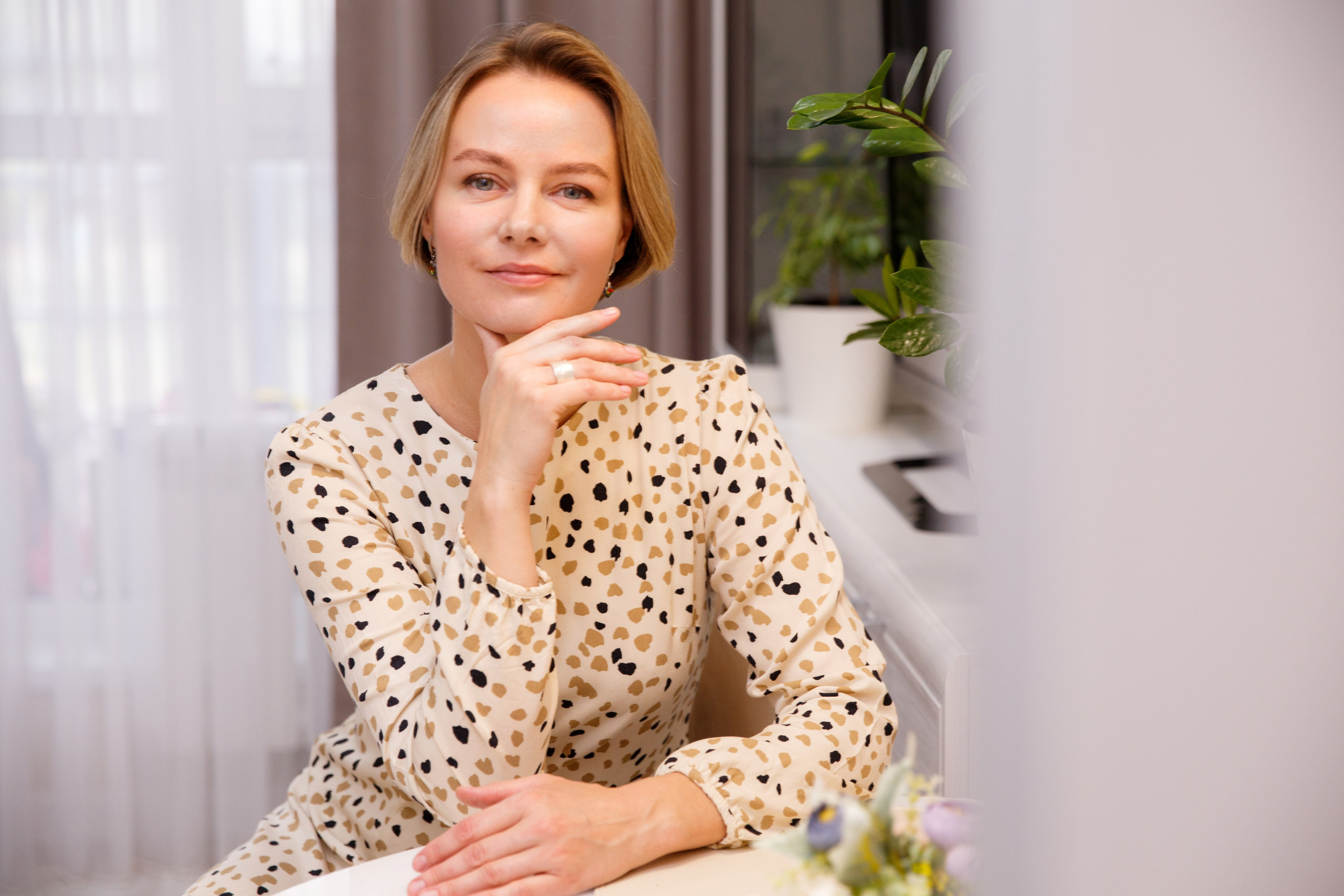 Контент фотосессия для инструктора-методиста по лечебной физкультуре, массажиста, специалиста в области гр. Женский и контент фотограф Люба Пунанцева. Северодвинск. Архангельск