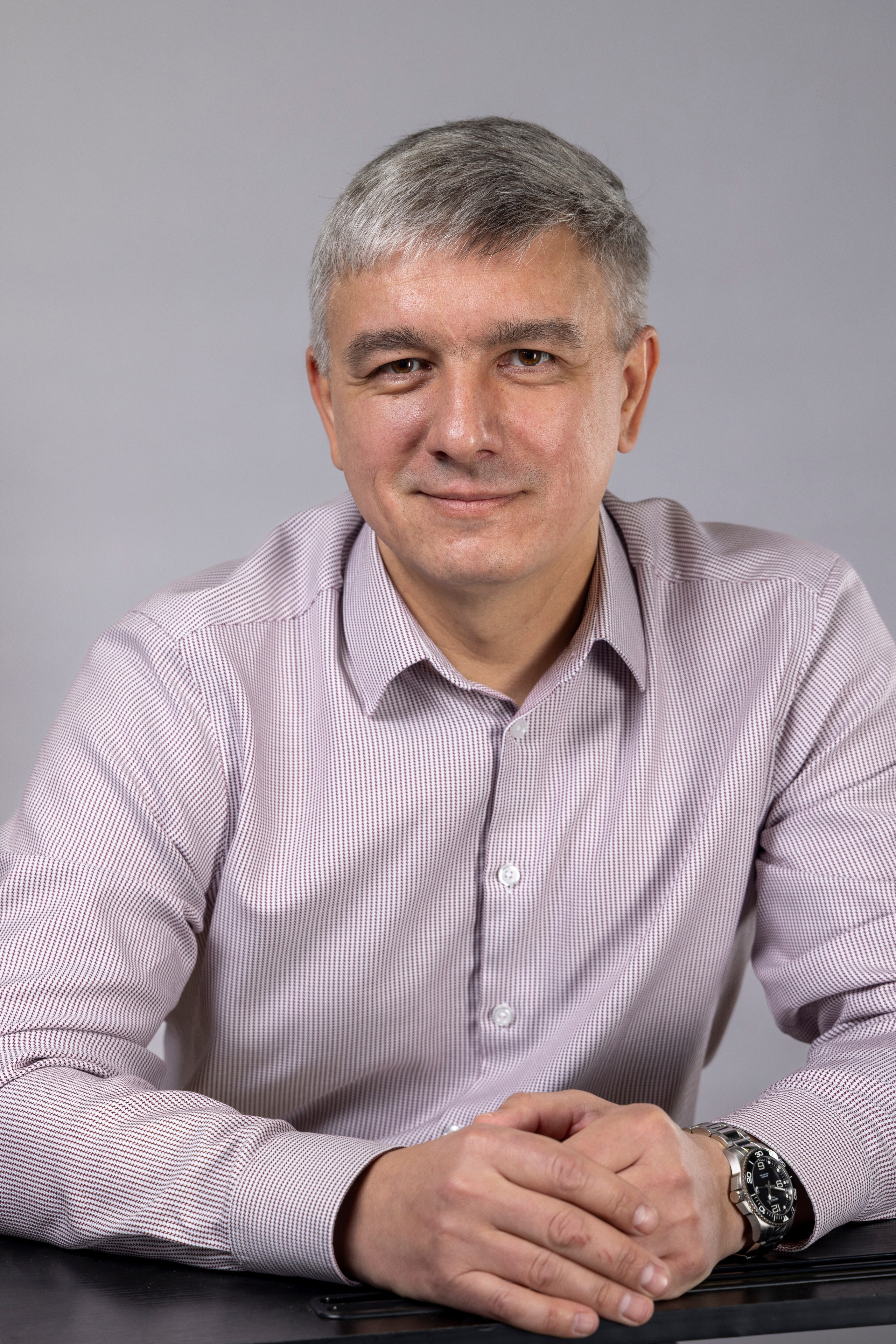 Иван, бизнес-портрет. Фотограф Андрей Зикеев, фотостудия AzArt Studio в Москве