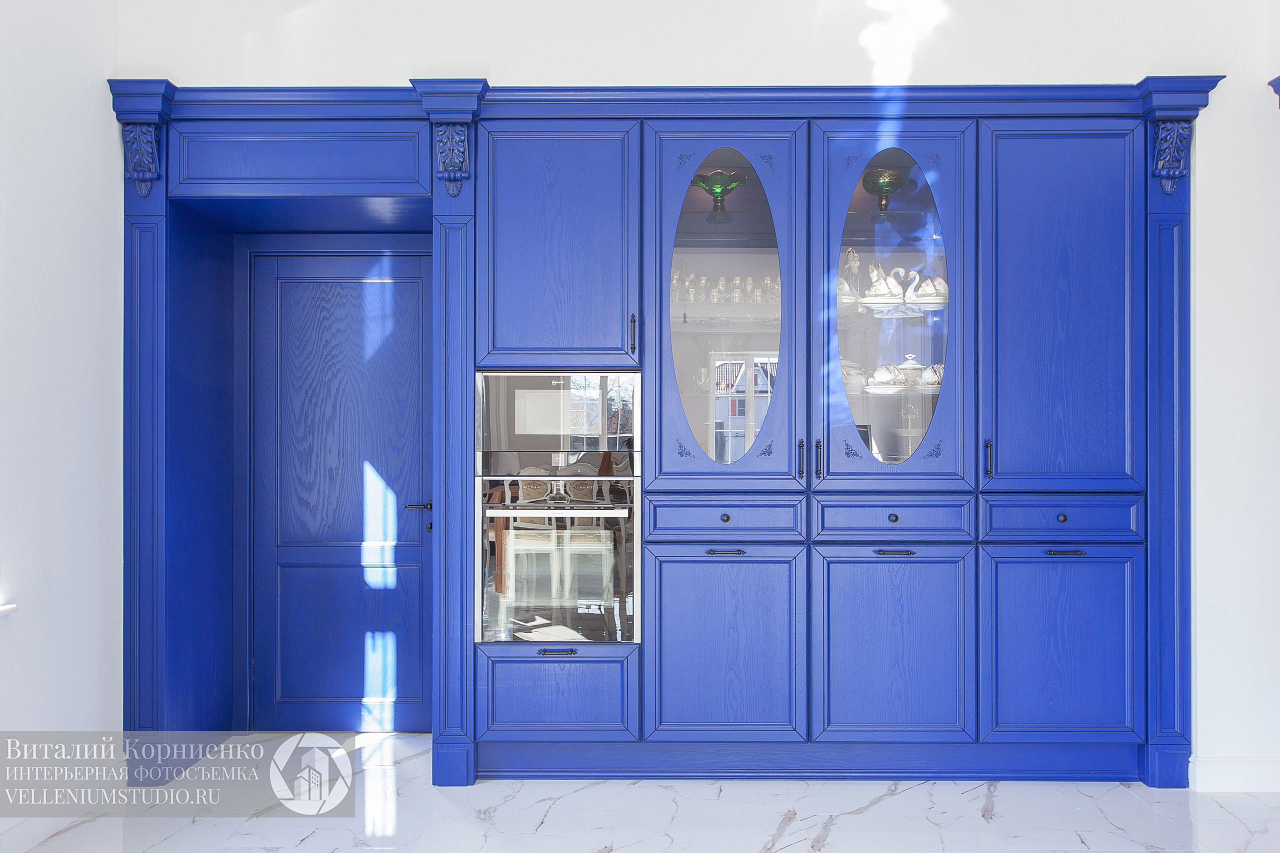 Фотосъемка интересной Синей кухни для студии мебели. Интерьерный фотограф Краснодар: профессионально по доступным ценам