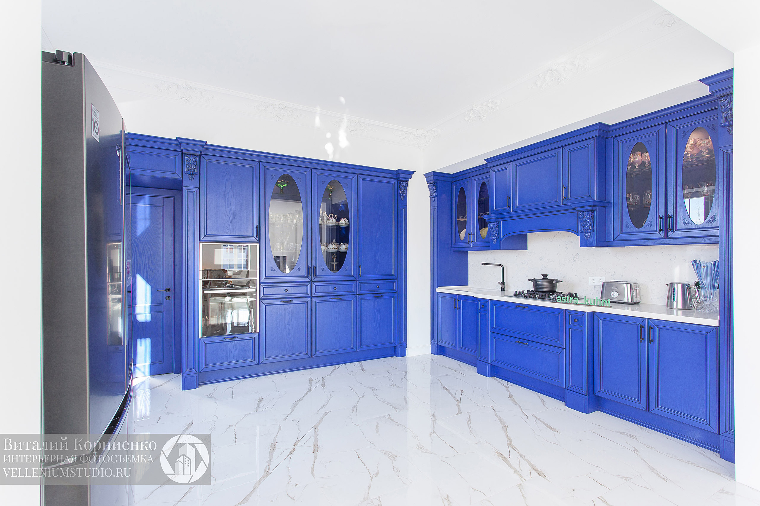 Фотосъемка интересной Синей кухни для студии мебели. Интерьерный фотограф Краснодар: профессионально по доступным ценам