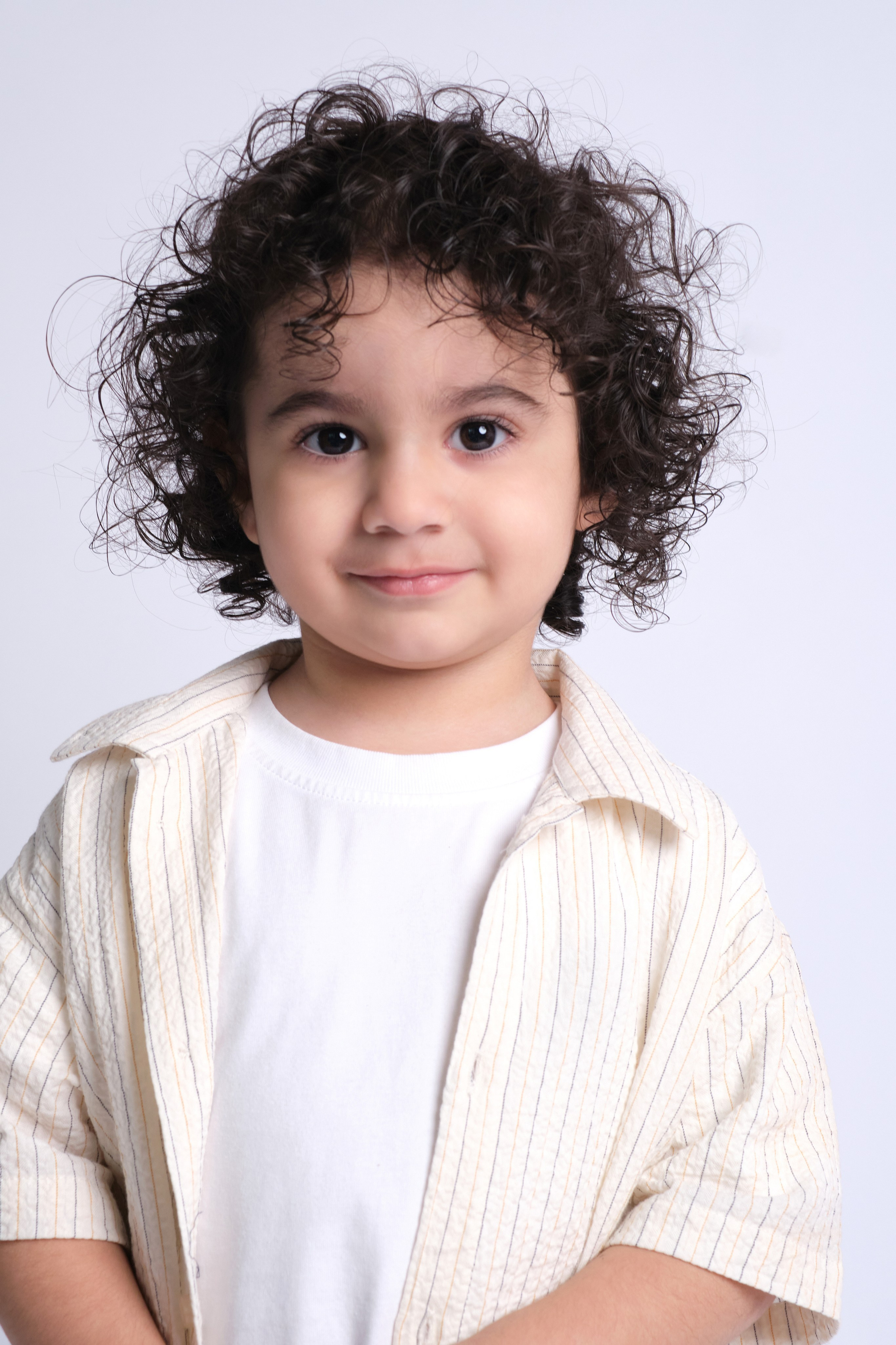 Лилит с прекрасными парнями