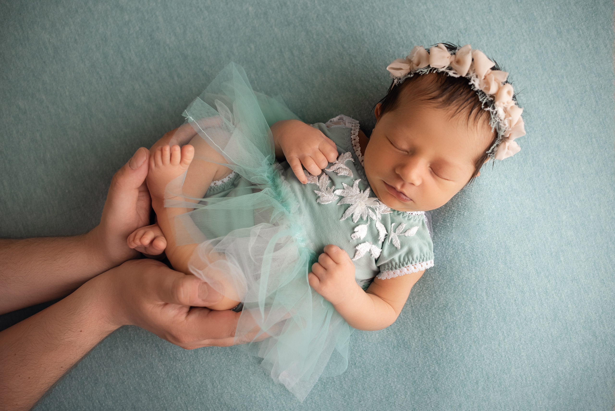 Новорождённые девочки. Детский фотограф новорождённых в Минске Боровик Екатерина