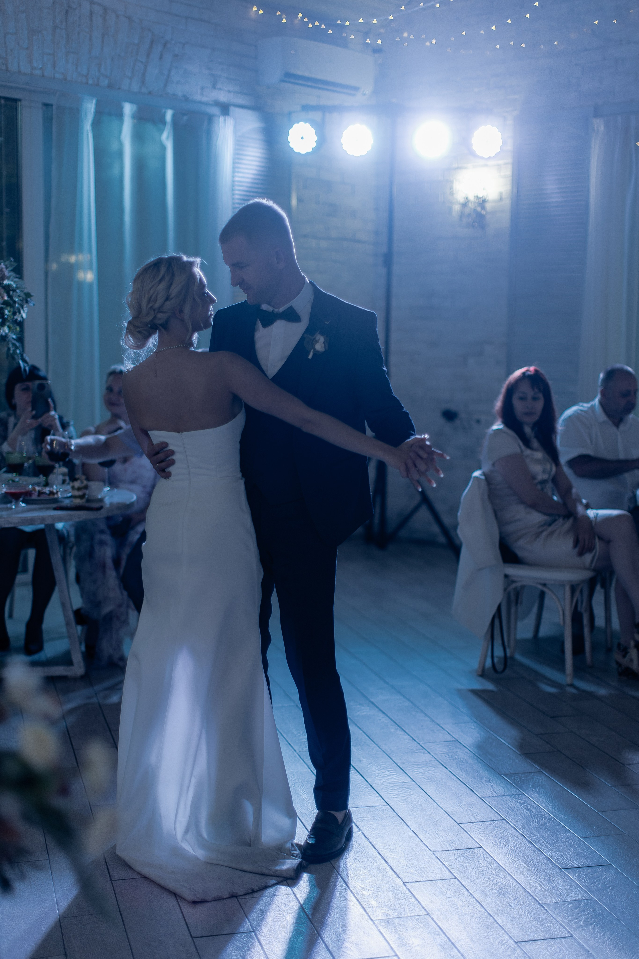 Один зонт, два сердца. Свадебный фотограф — Ефимов Сергей