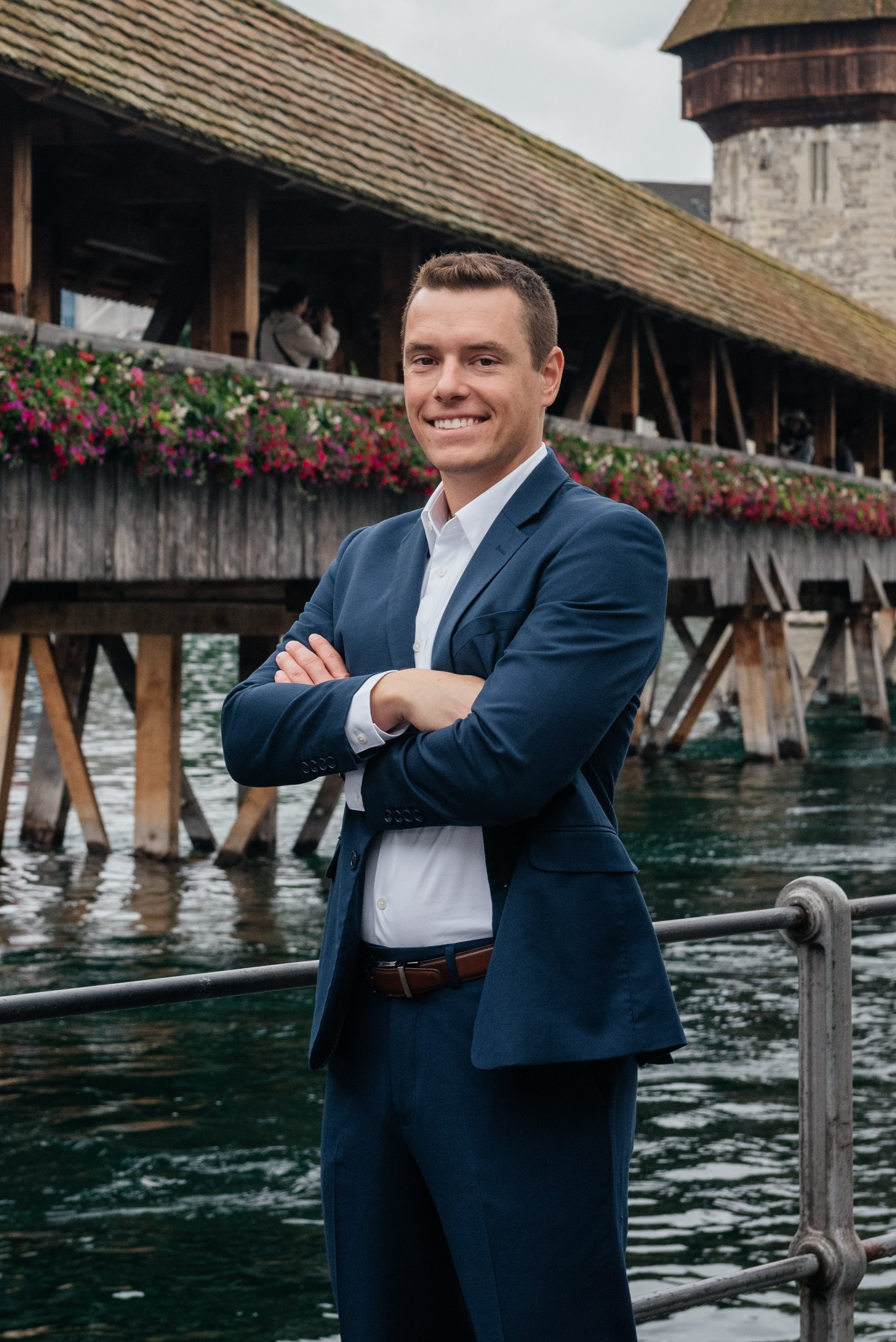 Rachel & Sky (Lucerne). Photographer in Interlaken area