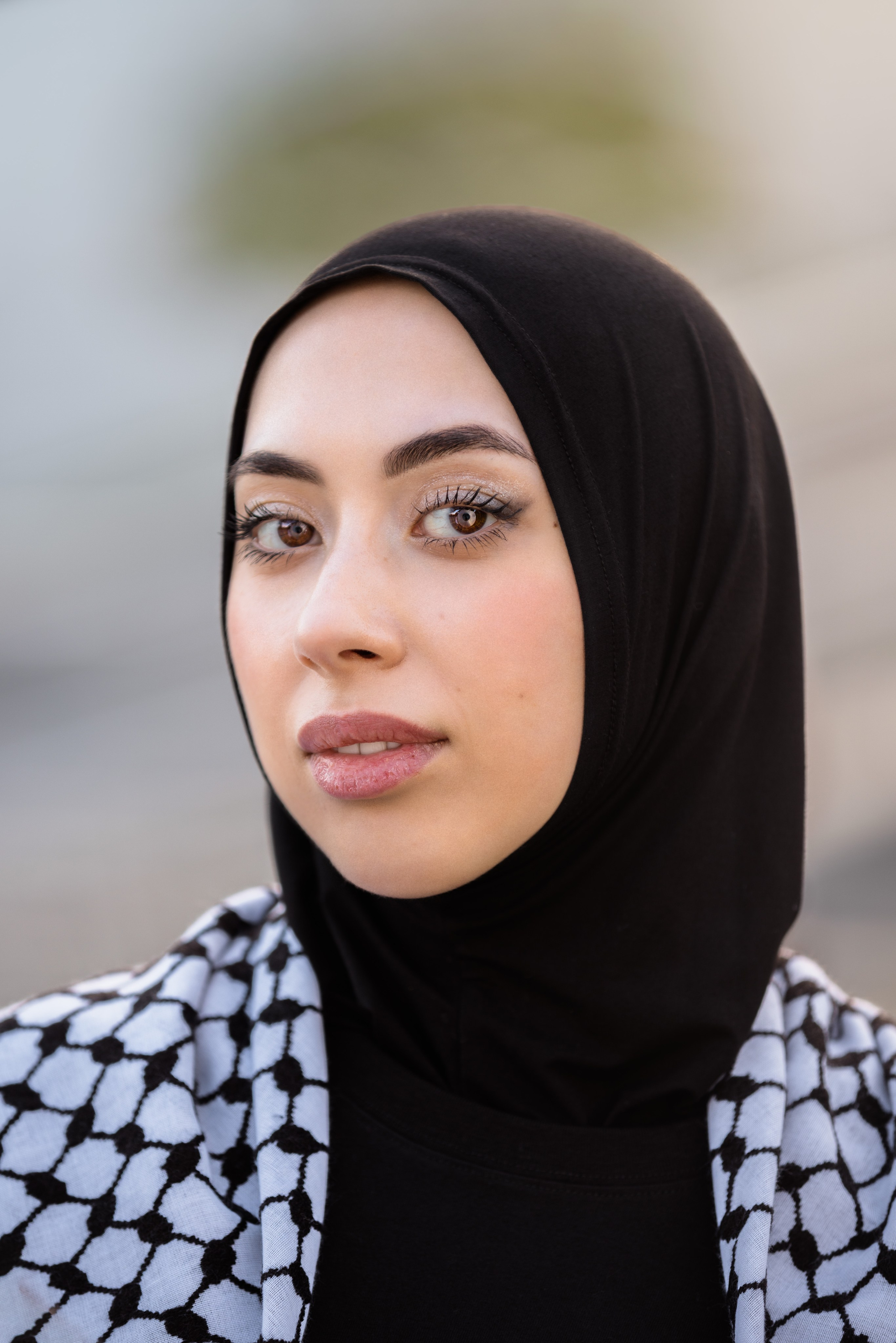 Olive Flstn. Рекламный, предметный, репортажный, семейный фотограф и художник в Москве