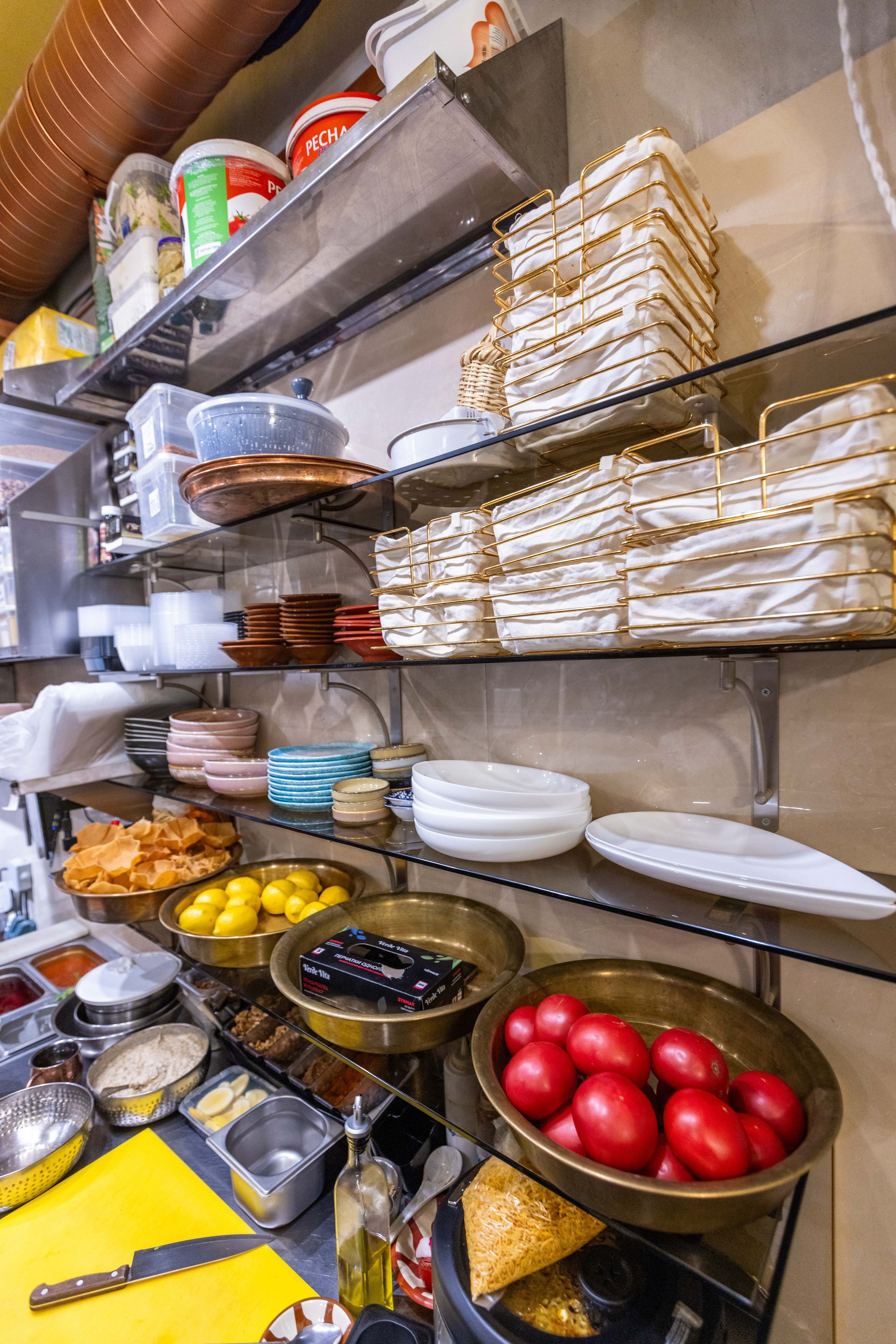 Фотосъёмка интерьера — Ресторана Ливанской Кухни «ADAM». Рекламный, предметный, репортажный, семейный фотограф и художник в Москве