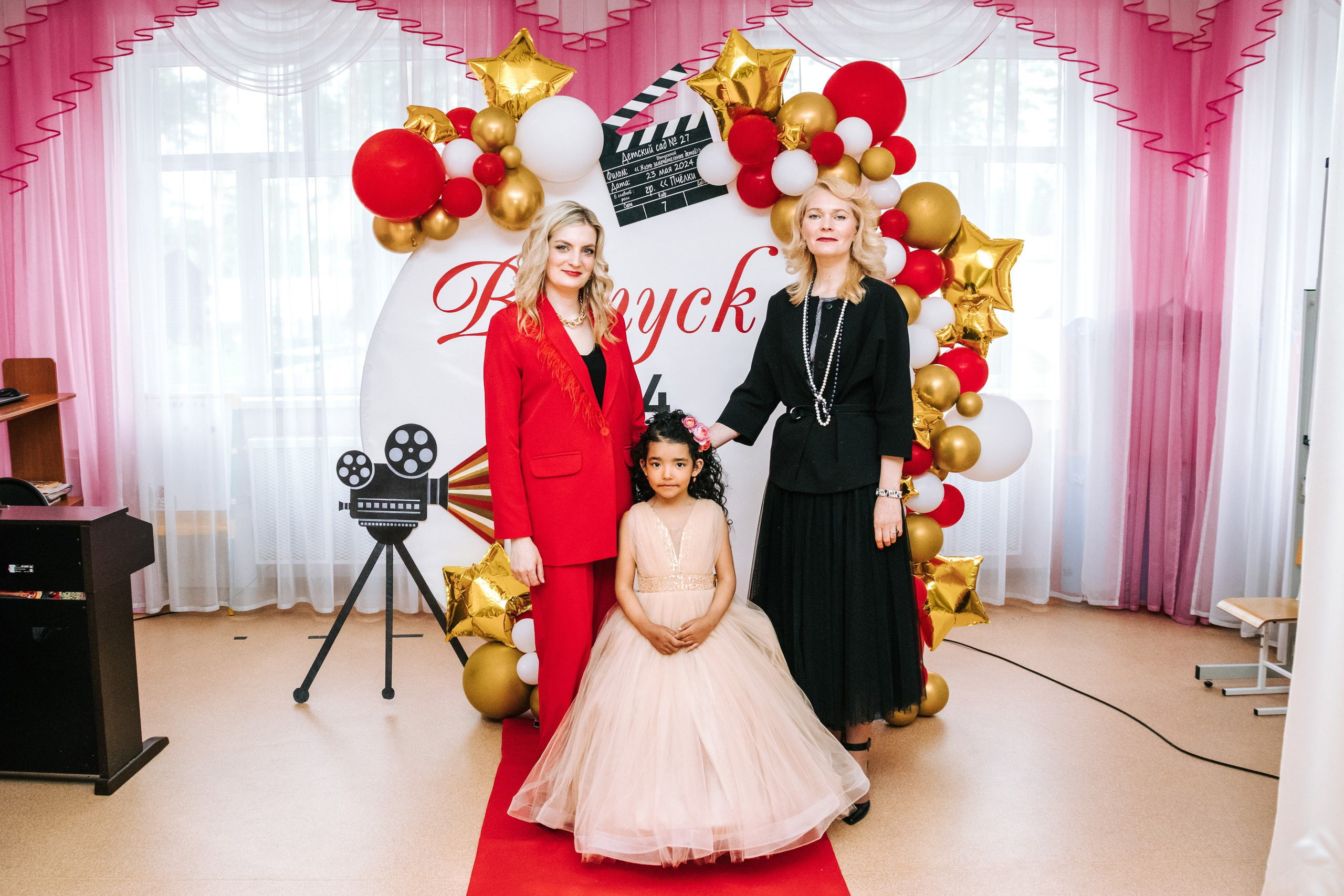 Фотограф на выпускной Детского сада Томск. Фотограф в Томске Дарья Пучкина