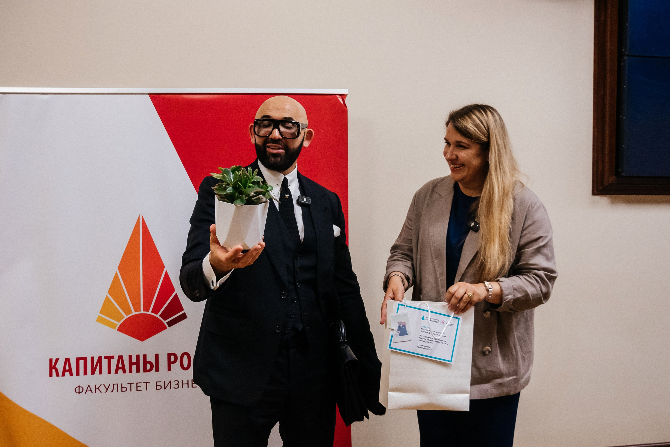 ЛЕКЦИЯ С НИКОЛАЕМ ВАСИЛЕНКО | Бизнес Капитаны. Фотограф Александр Бигари