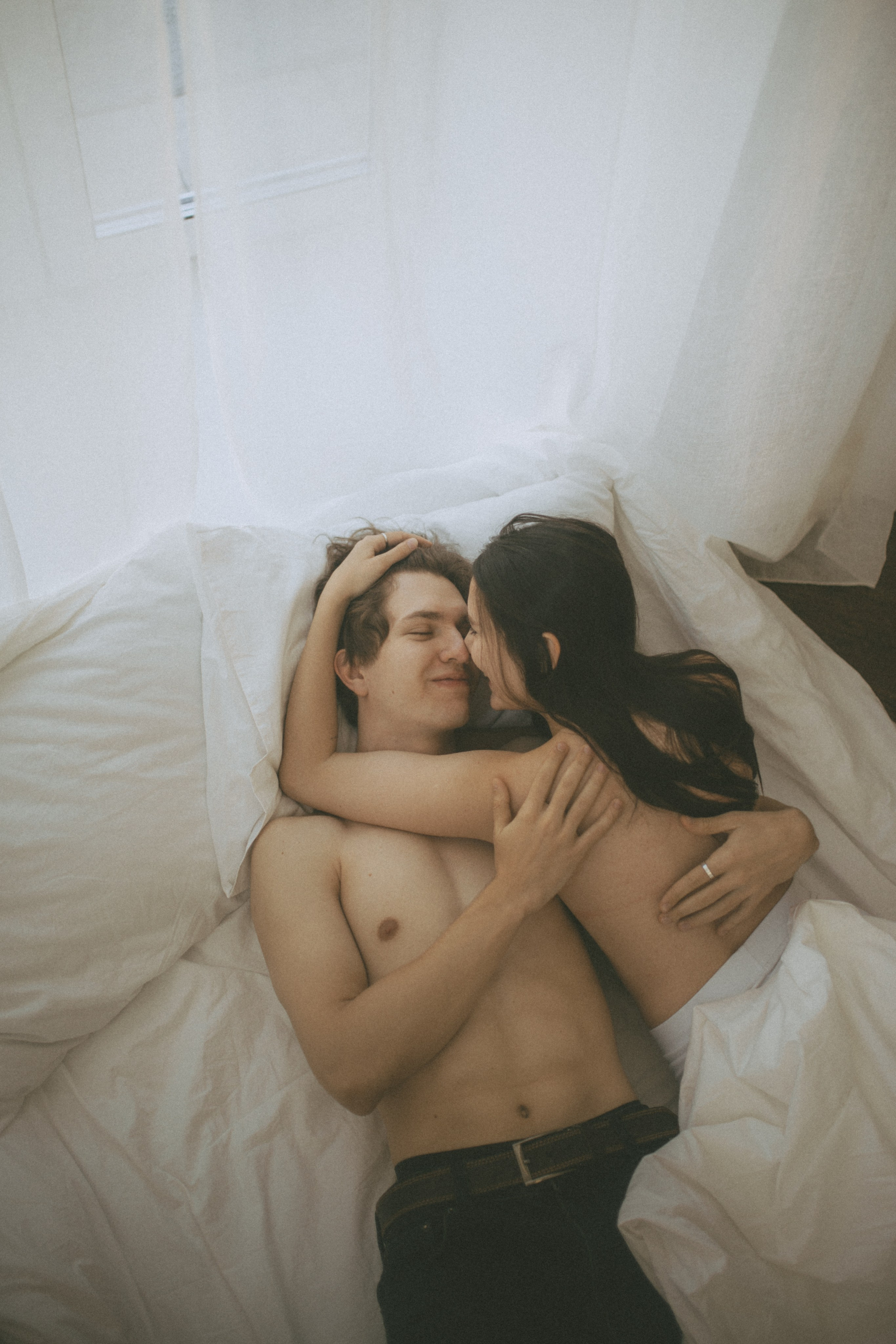 Артур и Гульназ в студии. Свадебный фотограф Казань