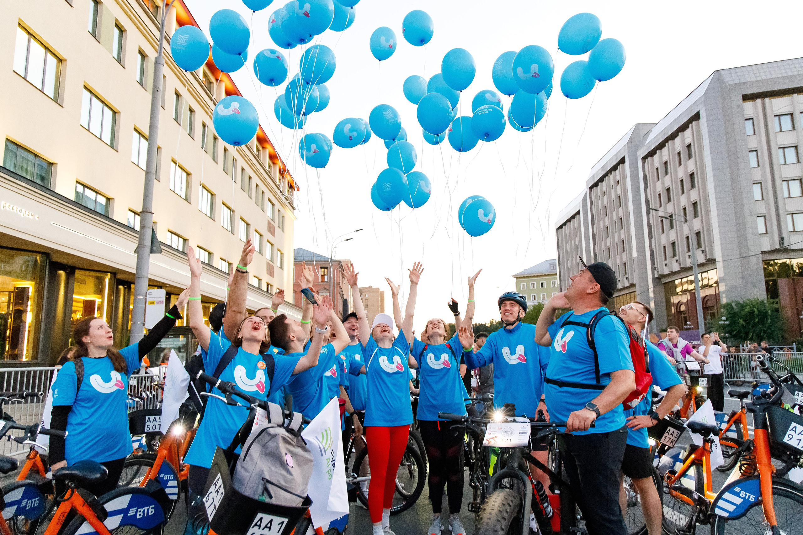 Московский ночной велофестиваль. Фотограф Сергей Склемин