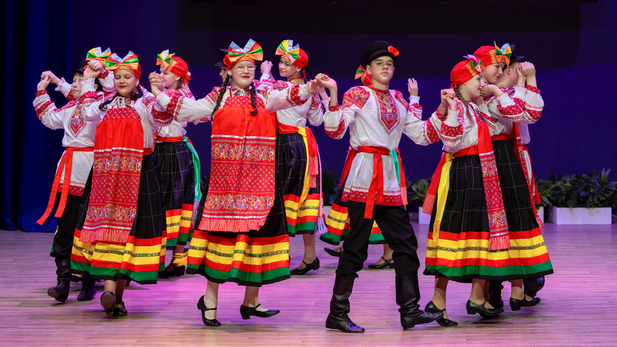 Арабеск "Мир танца. Джаз-Модерн" 