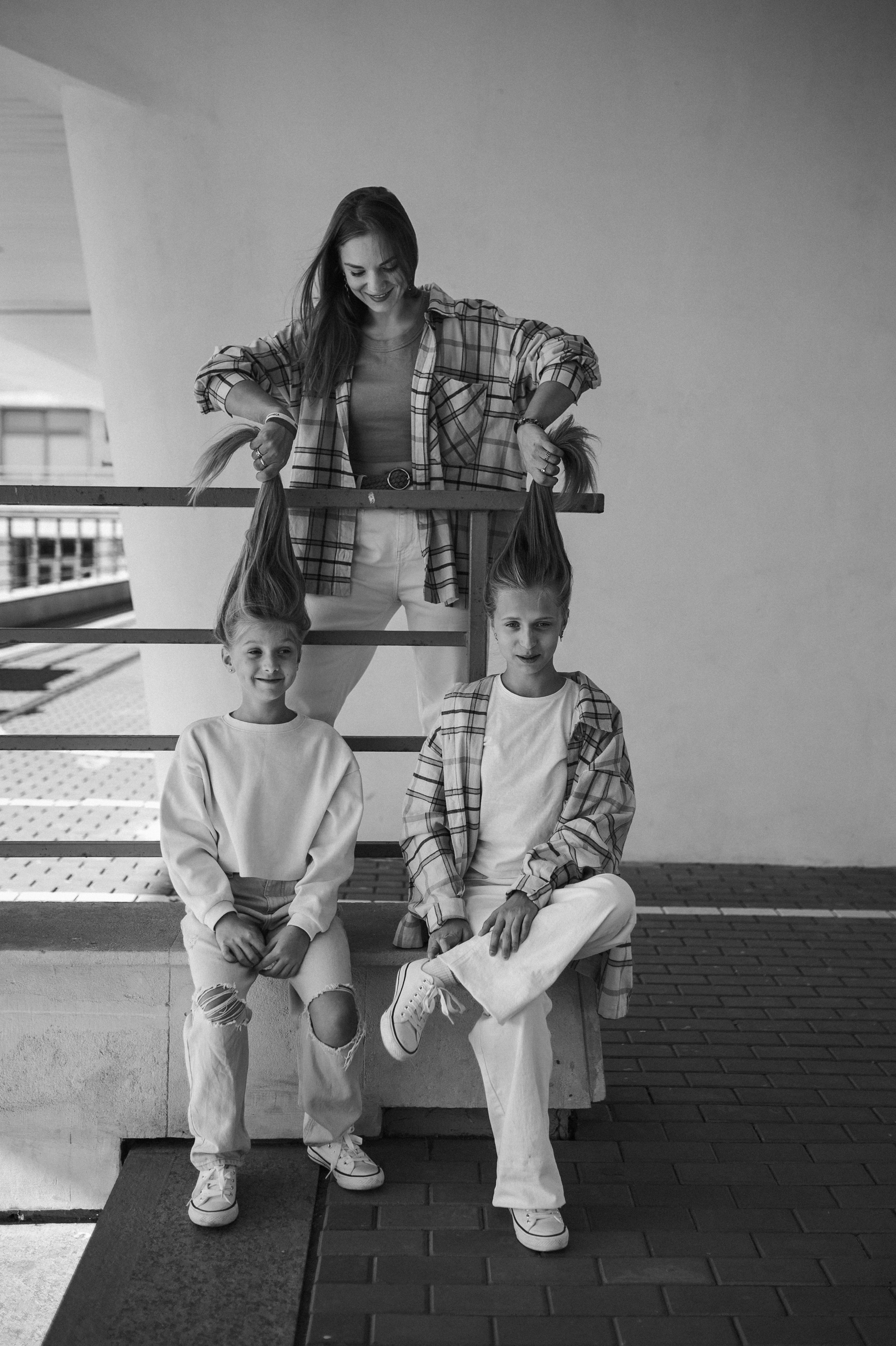 Марина и девочки. Www.ostermiller.ru