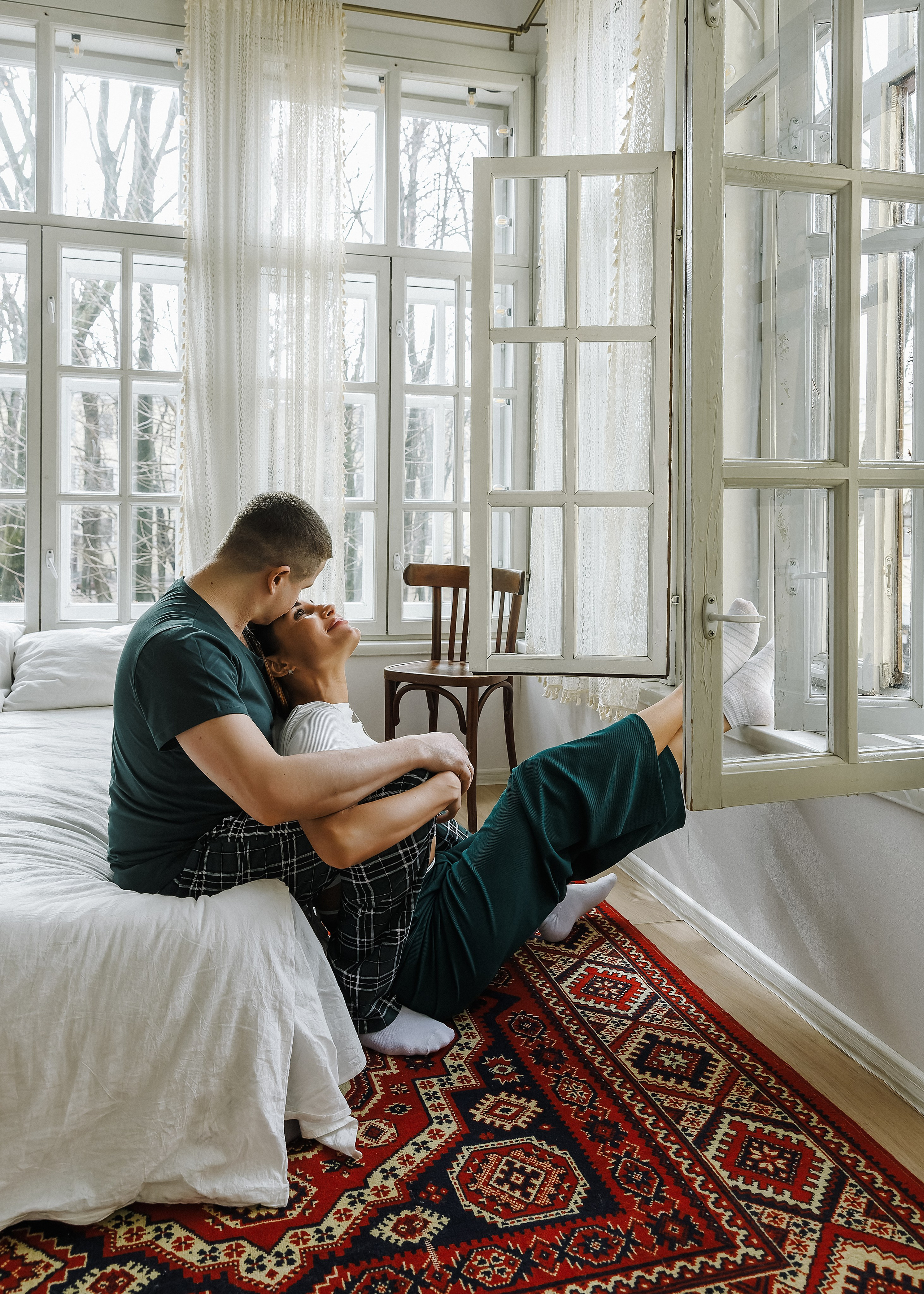 Саша и Андрей — лав стори в фотостудии. Свадебный и портретный фотограф в Санкт-Петербурге Анна Демьянова