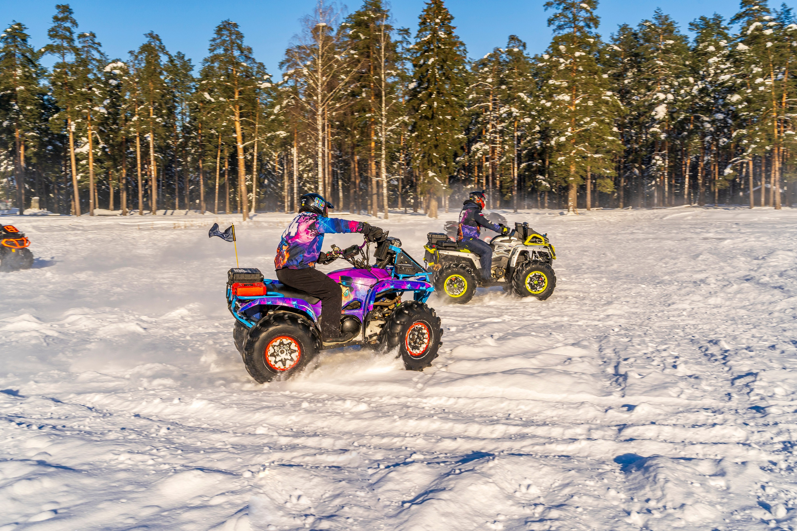 Кудрово ATV. Графический дизайнер Илья Левченко