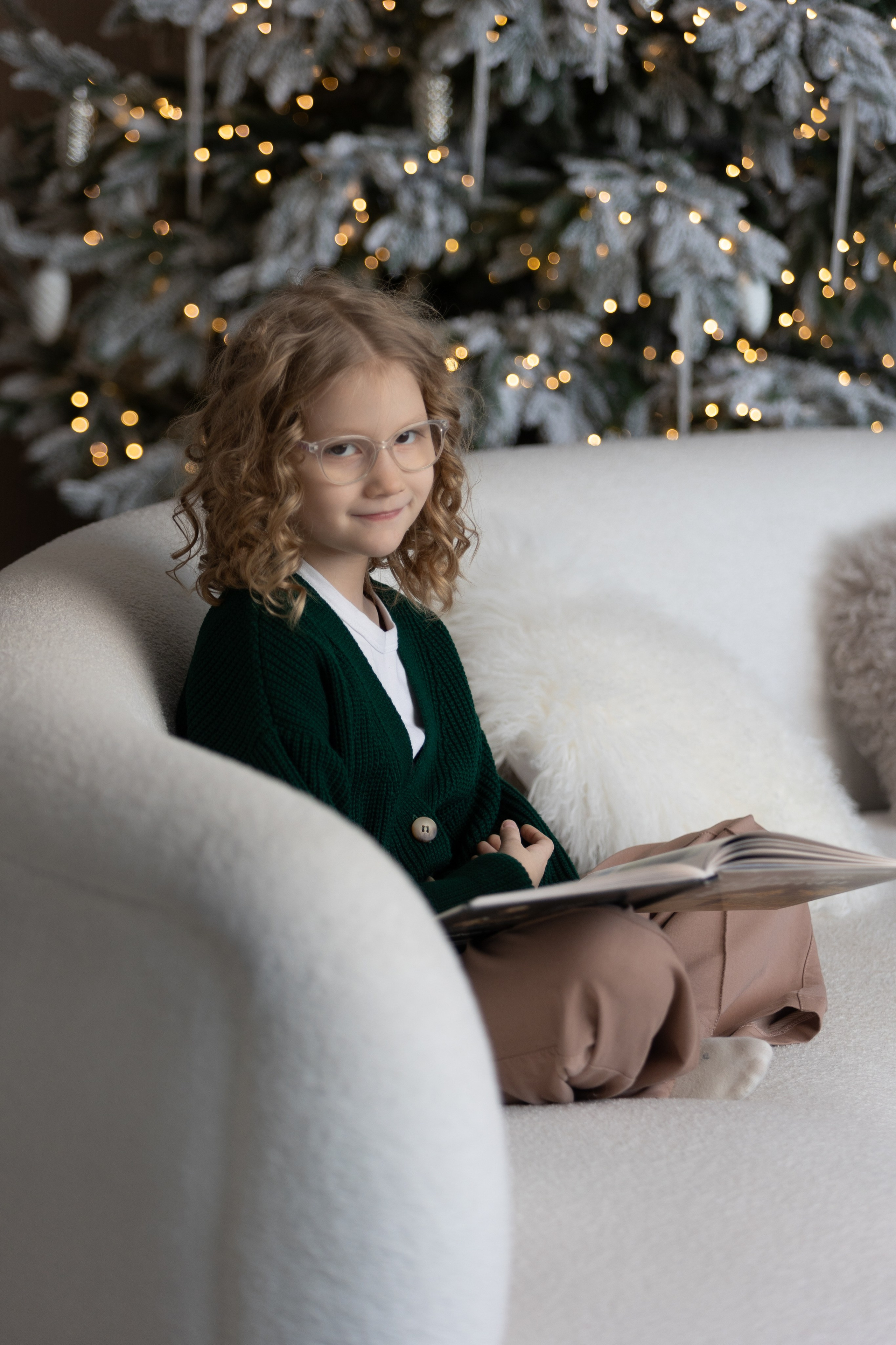 Новогодняя сьёмка в студиях. Фотограф в Астрахани Айлет Утегенова