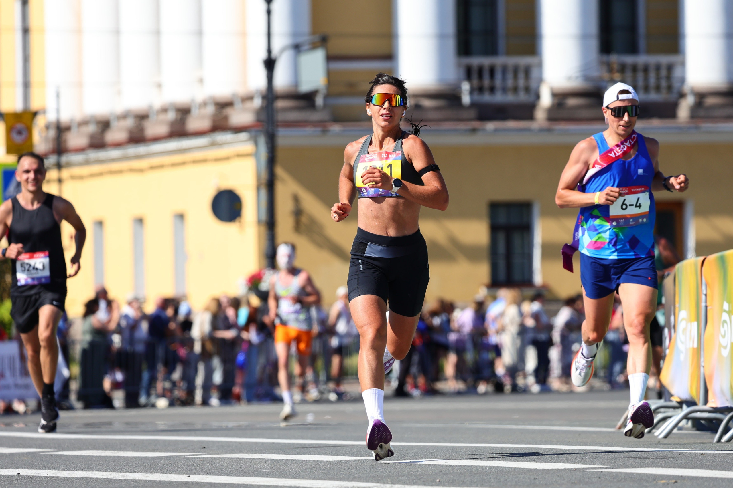 Полумарафон СПБ 2025. Спортивный фотограф в Санкт-Петербурге Илья Vacool