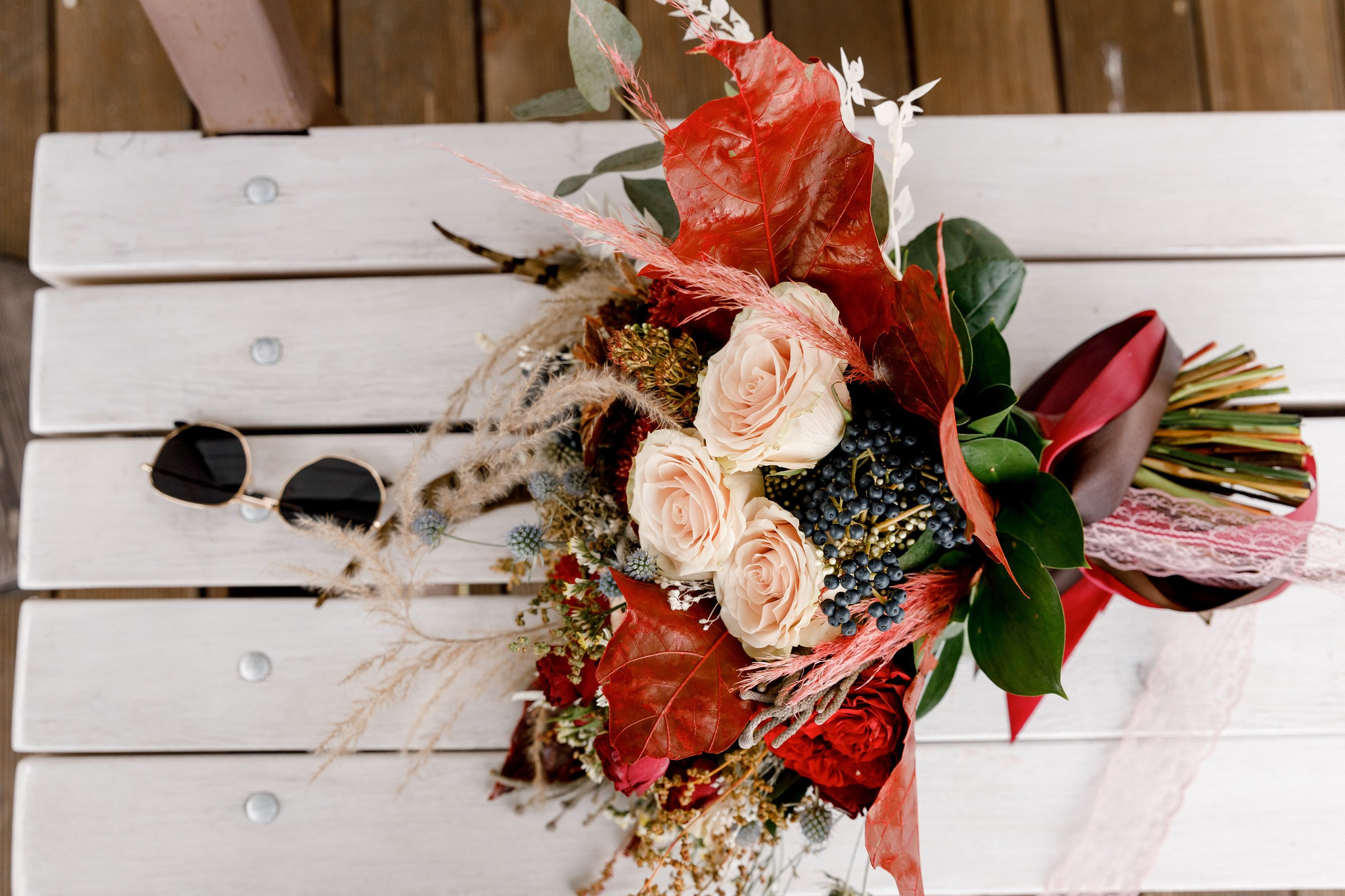 Полина и Женя. Лес, кожанки и 2 дня кайфа. Свадебный фотограф в Иркутске Сапаров Александр