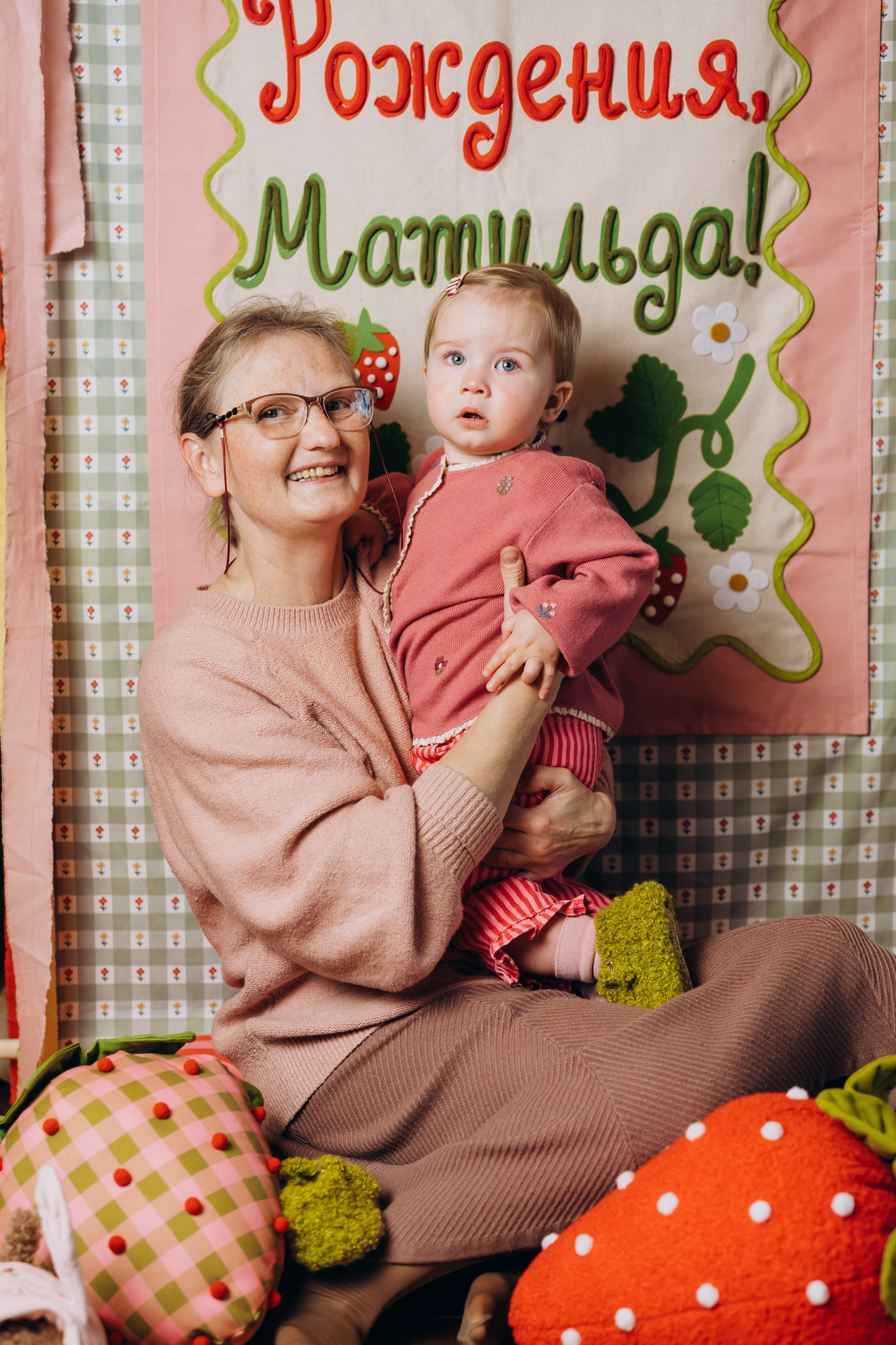 Матильде годик. Фотограф Торопец Кристина Абрамова Kanwellia photography