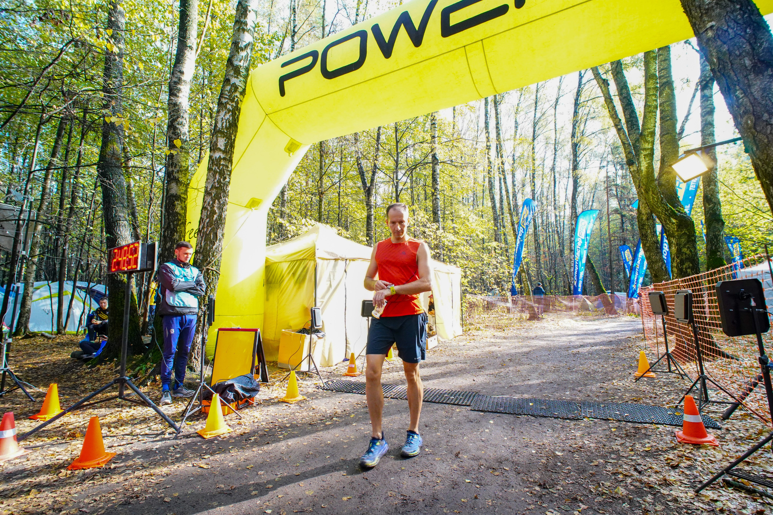 Backyard Ultra Moscow 2024. Роман Капилюшов. Бег. Фото. Видео. г. Люберцы