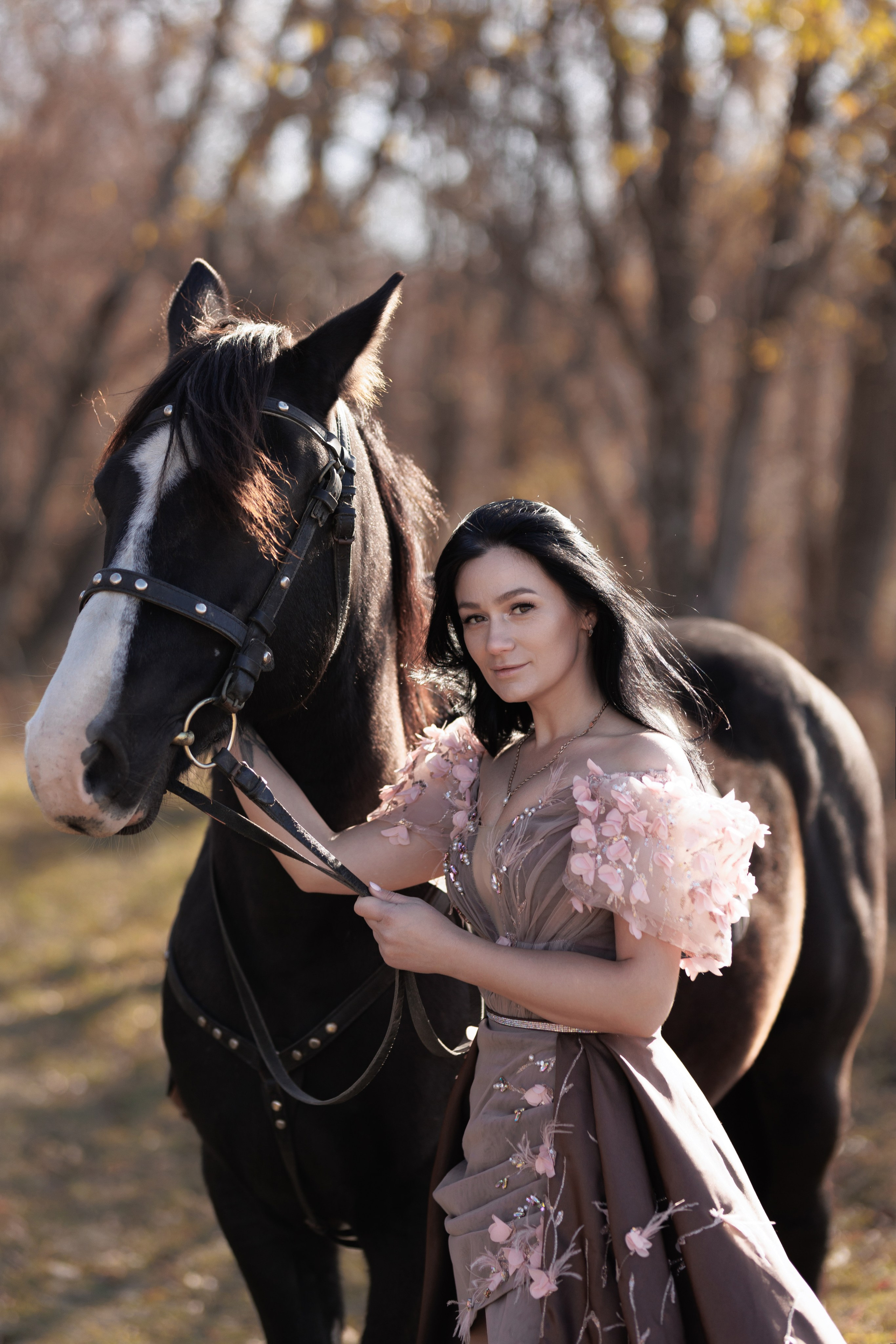 Марина с лошадьми. Фотограф женского портрета, беременности и материнства Харькова Елена