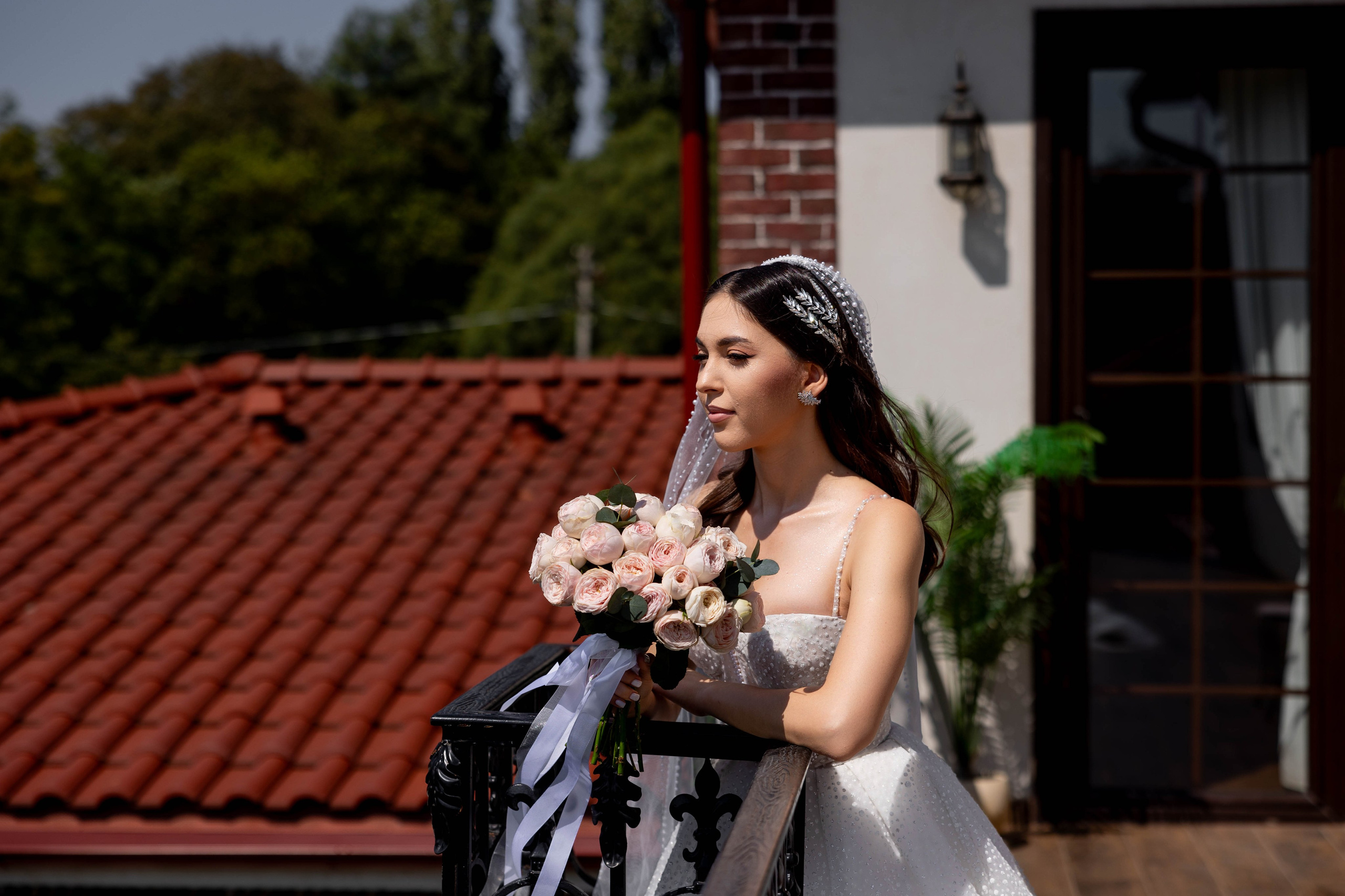 Милана и. Видеосьемка, фотосьемка свадеб, юбилеев, утренников в Краснодарском кр