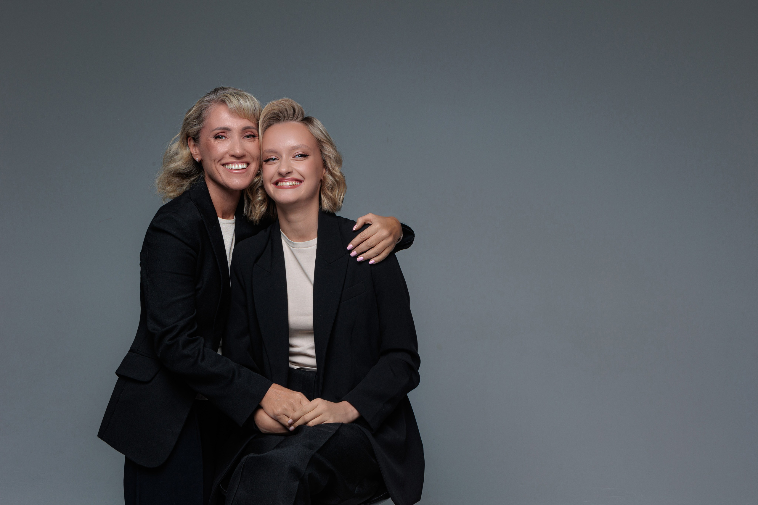 Семейная студийная съемка. Фотограф беременности и семейных историй в Москве Юлия Варт