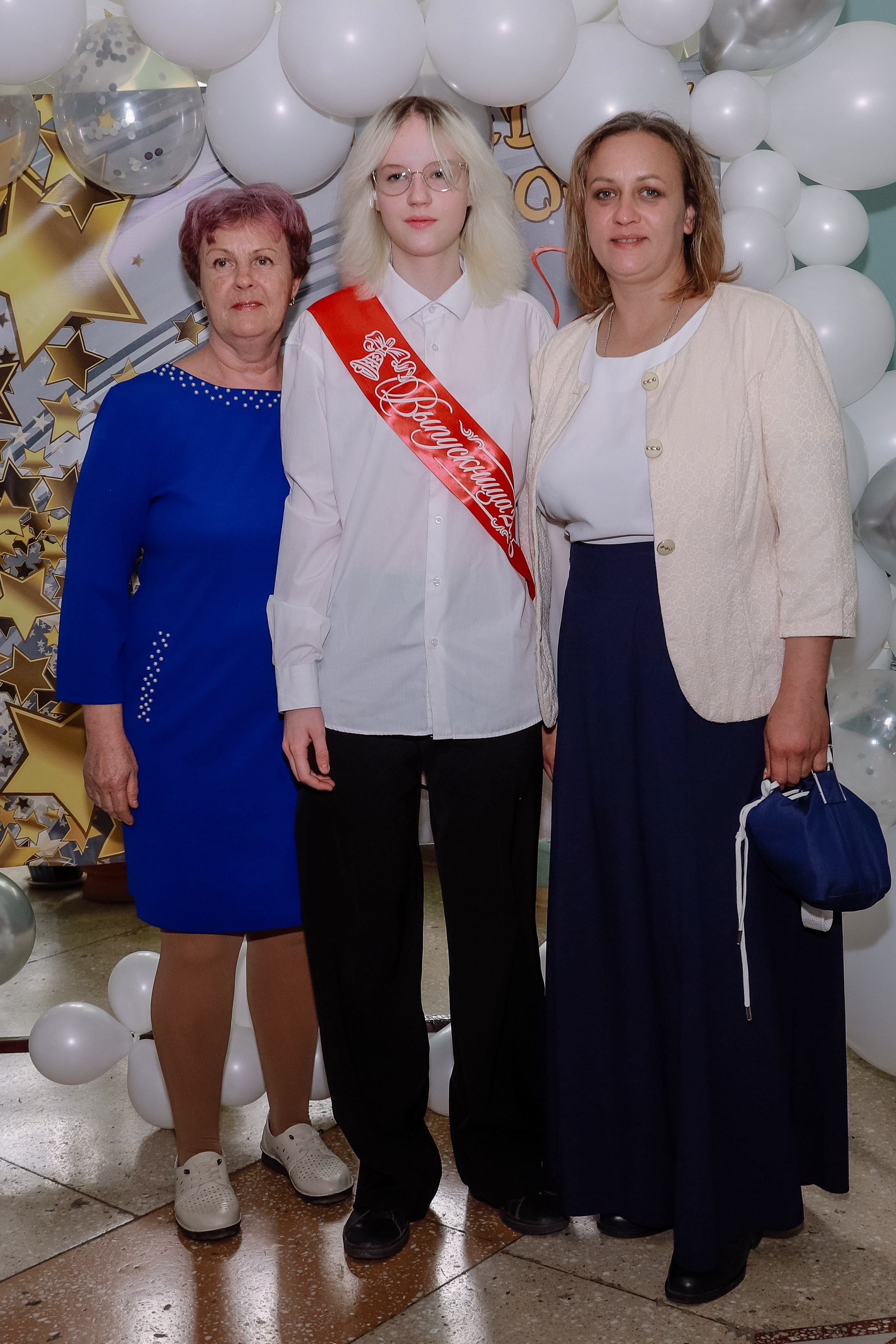 Последний звонок 9 кл № 26. Фотограф Юлия Мальцева