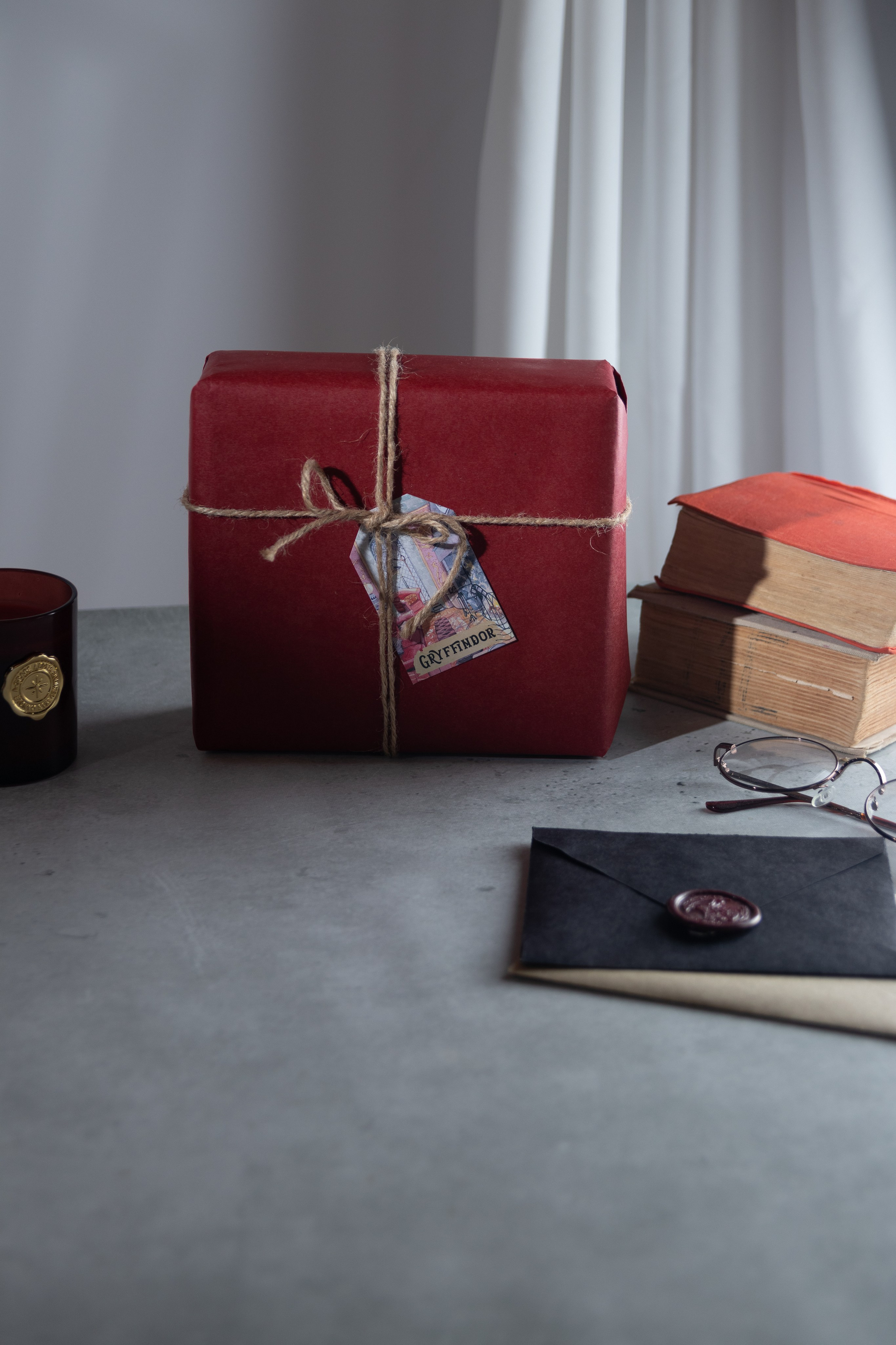 Открытки Moonpost. Предметный фотограф Северова Екатерина | Профессиональная предметная съёмка фото и видео в Санкт-Петербурге