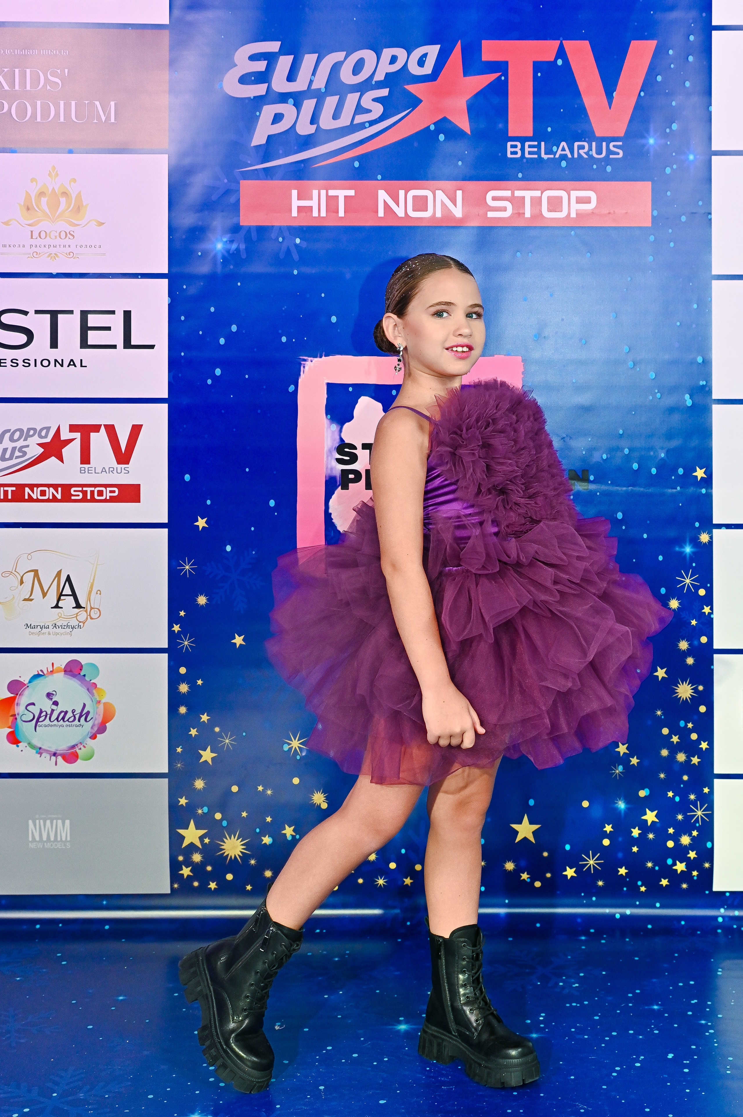 Большая новогодняя тусовка. Фотоуслуги, услуги фотографа, фотографирование важных событий