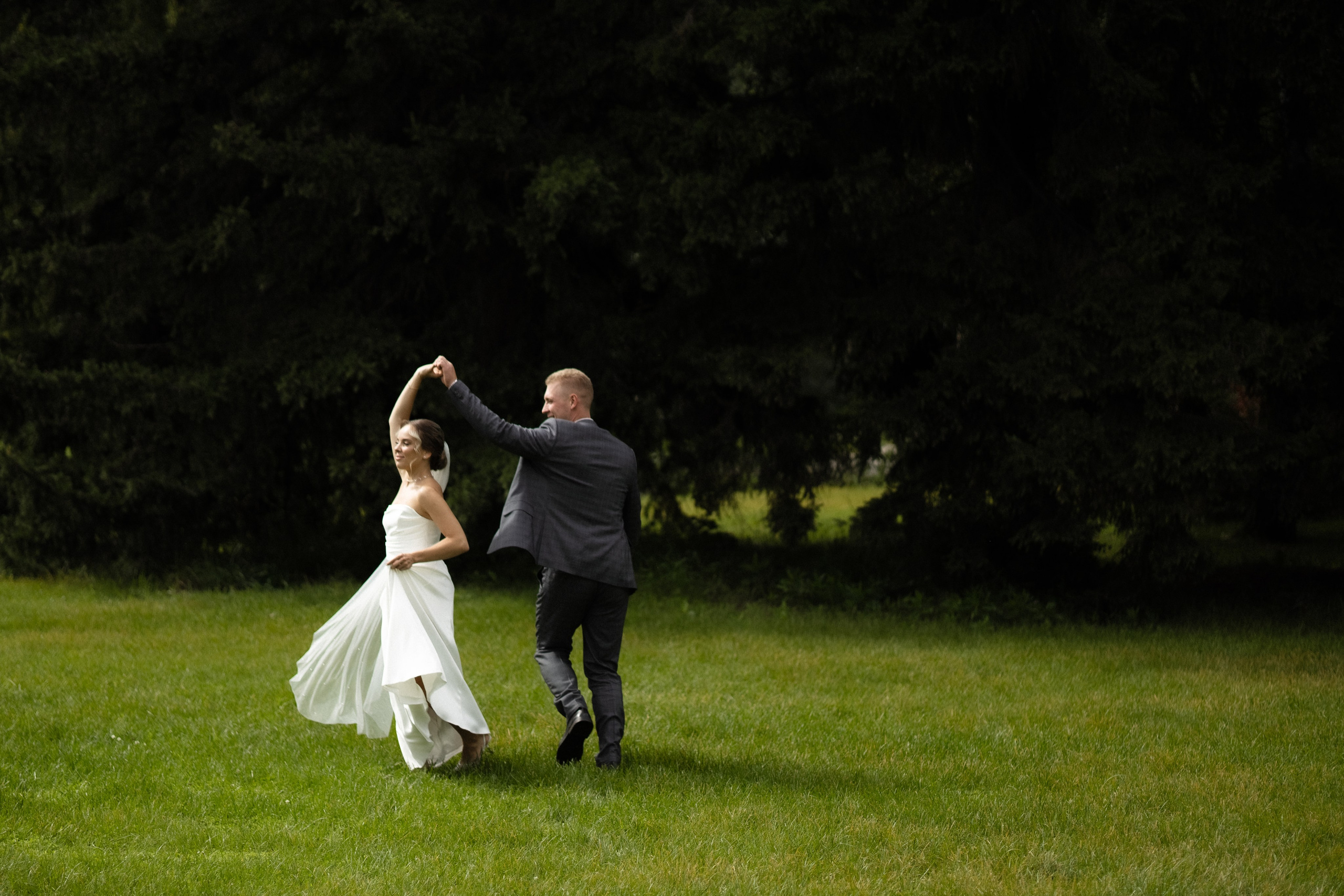 Свадебный фотограф Новосибирск. Свадебный и портретный фотограф в Новосибирске Любовь Исакова