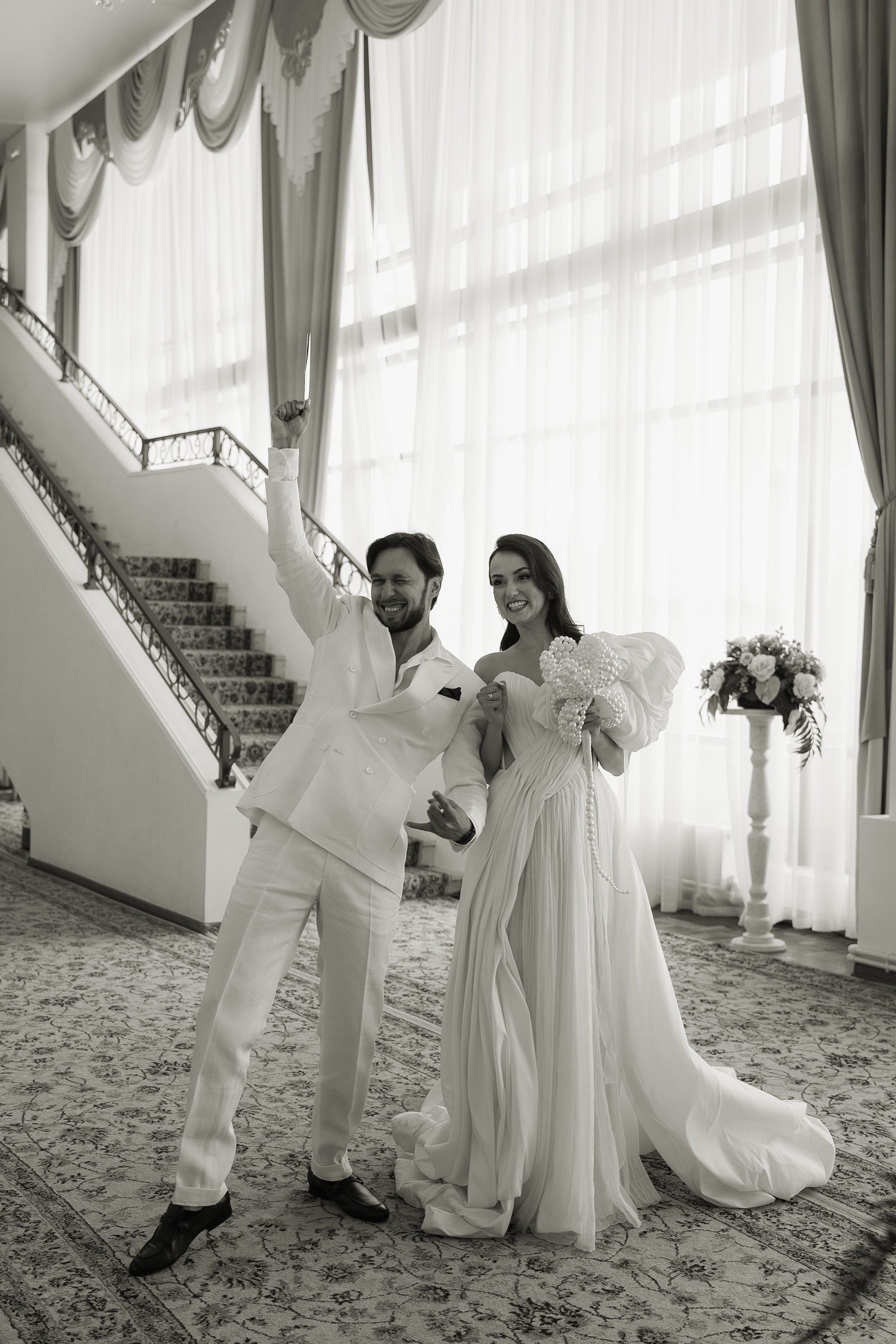 V&E | On The Moon. Свадебная фотография и видеосъёмка