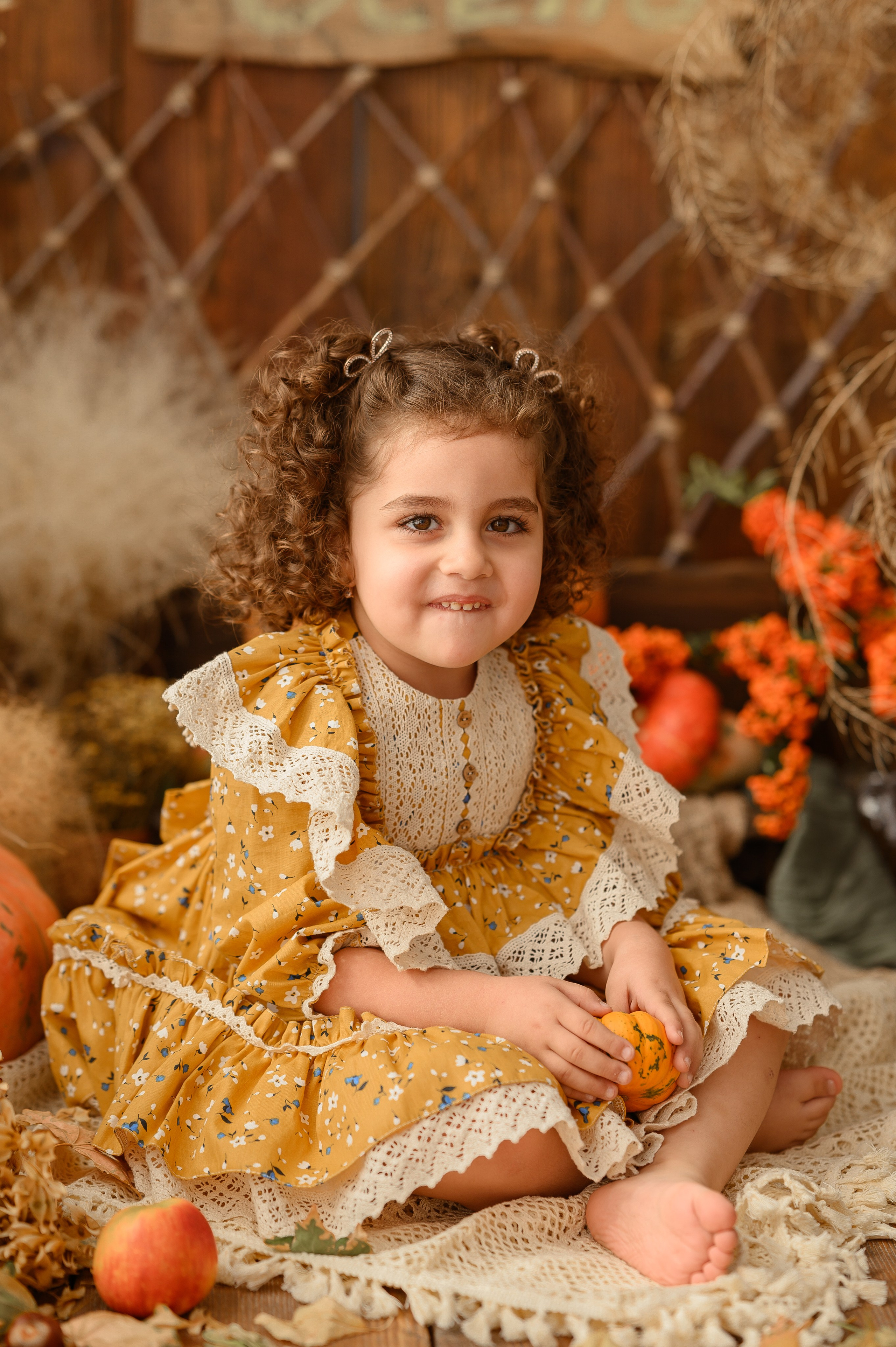 Еве годик. Тыквочки. Детский и семейный фотограф Ирина Гладких