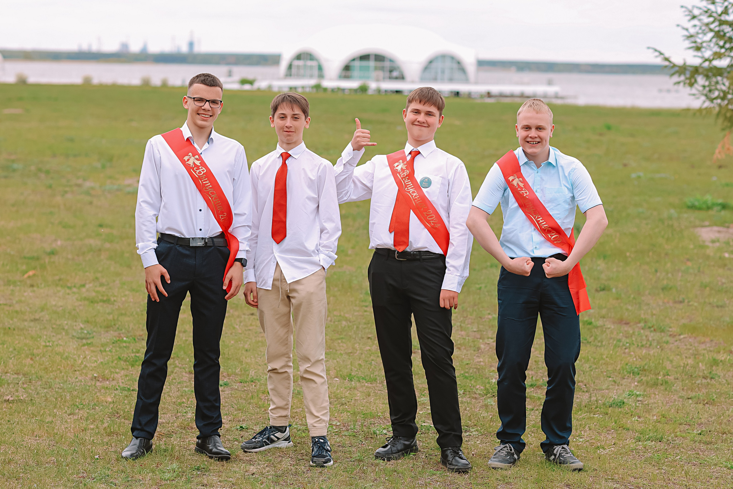 Последний звонок. Семейный фотограф Тюмень, фотограф на роды Салмина Мария