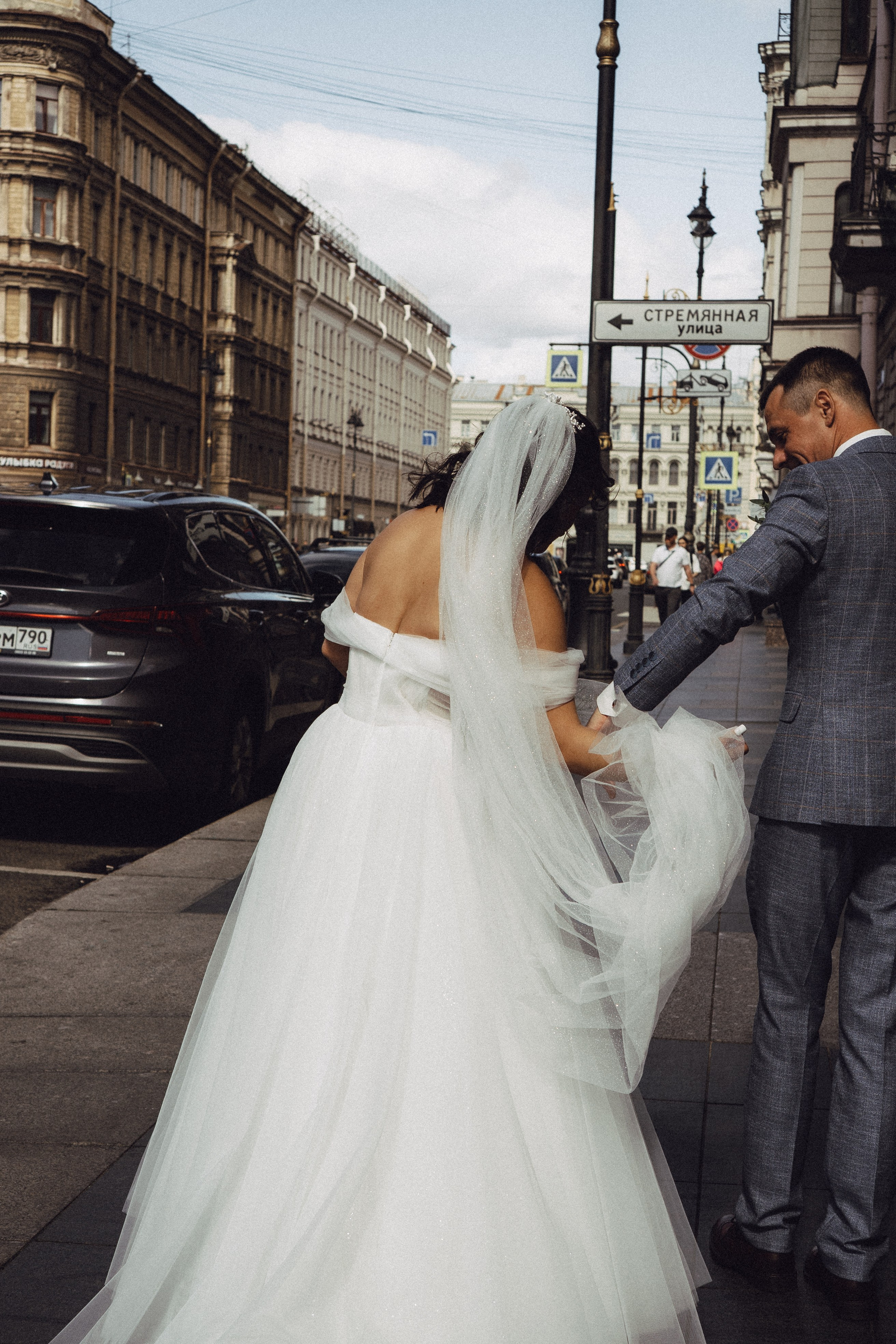СВАДЕБНАЯ ПРОГУЛКА РЕСТОРАН МЫ ЖЕ НА ТЫ И ФОТОСЕССИИЯ С АВТОМОБИЛЕМ. Профессиональный фотограф, Санкт-Петербург — Виктория Богомолова