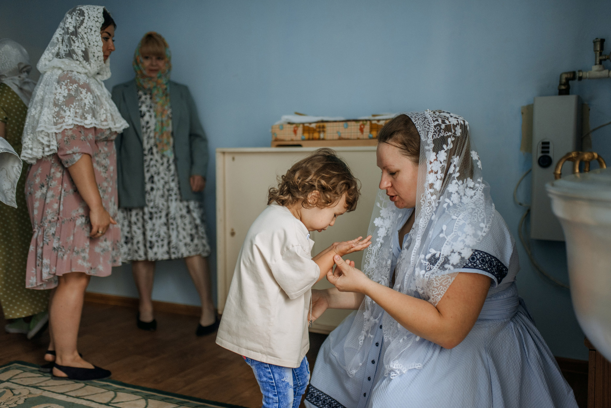 Крещение Даши и Алены. Семейный документальный фотограф в Волгограде Мариэта Додина