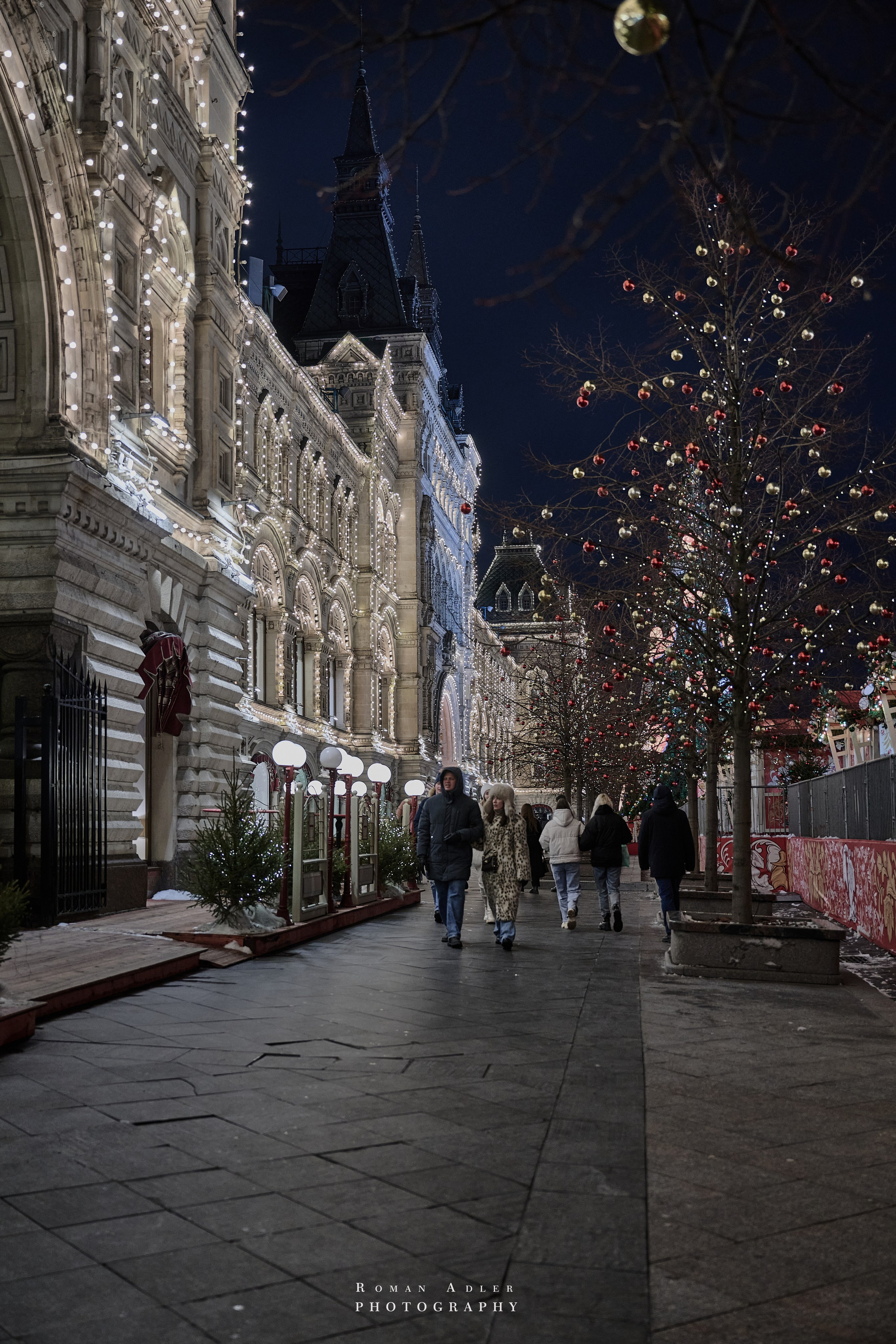 Новогодняя ночная Москва 2025. Фотограф Роман Адлер