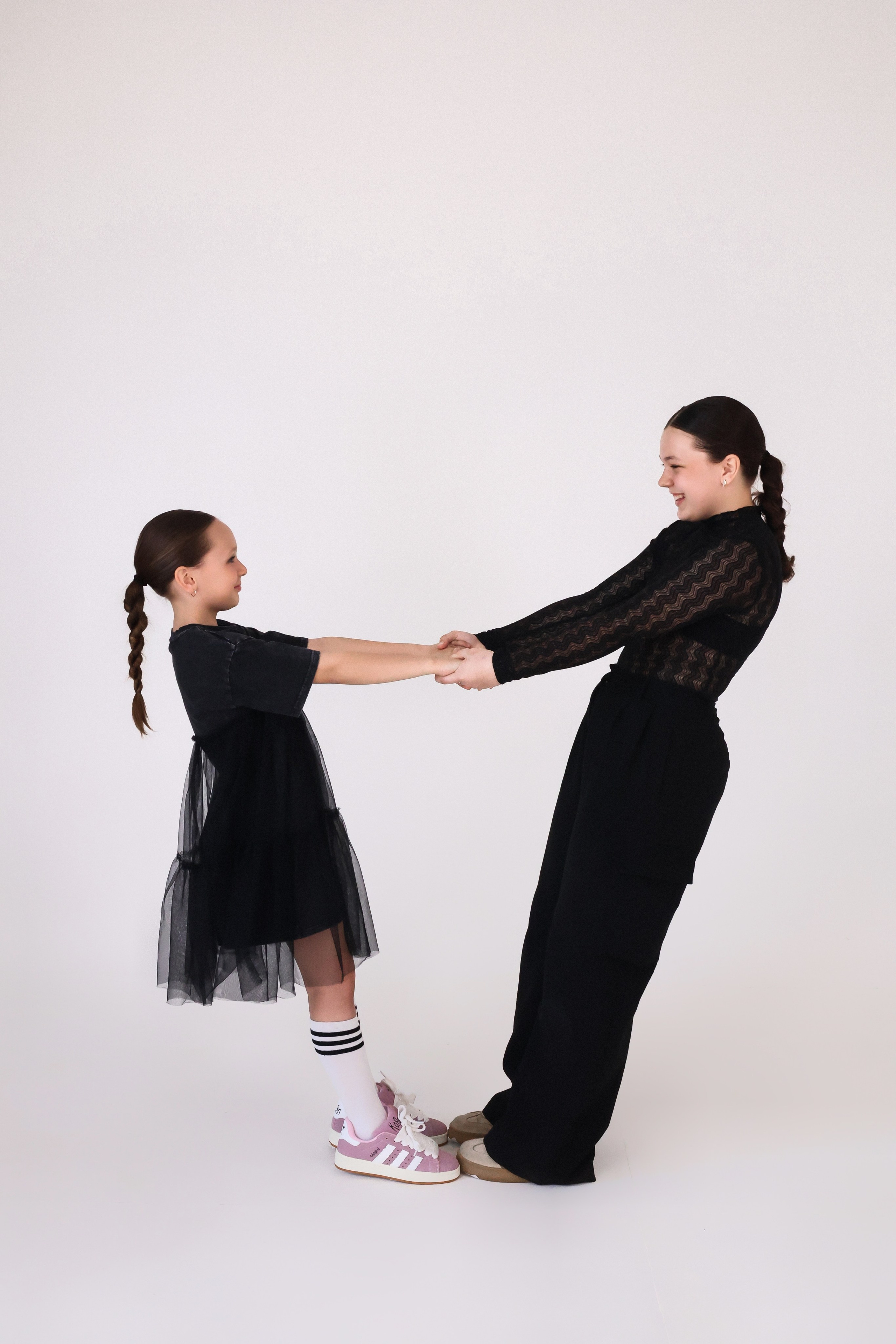 Анна и семья. Фотограф Елизавета Наумова