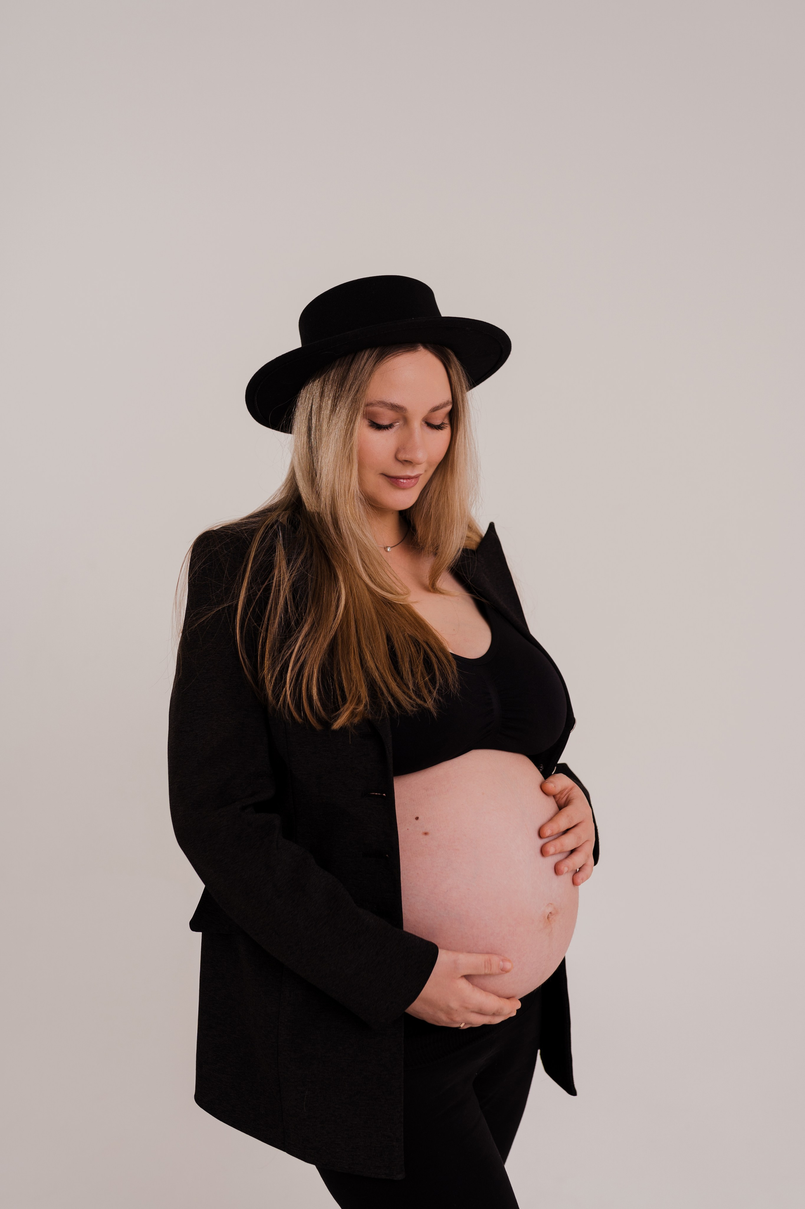 Семейная фотосессия в студии в Москве, семейный фотограф Анна Полушина. Свадебный фотограф в Москве Анна Полушина